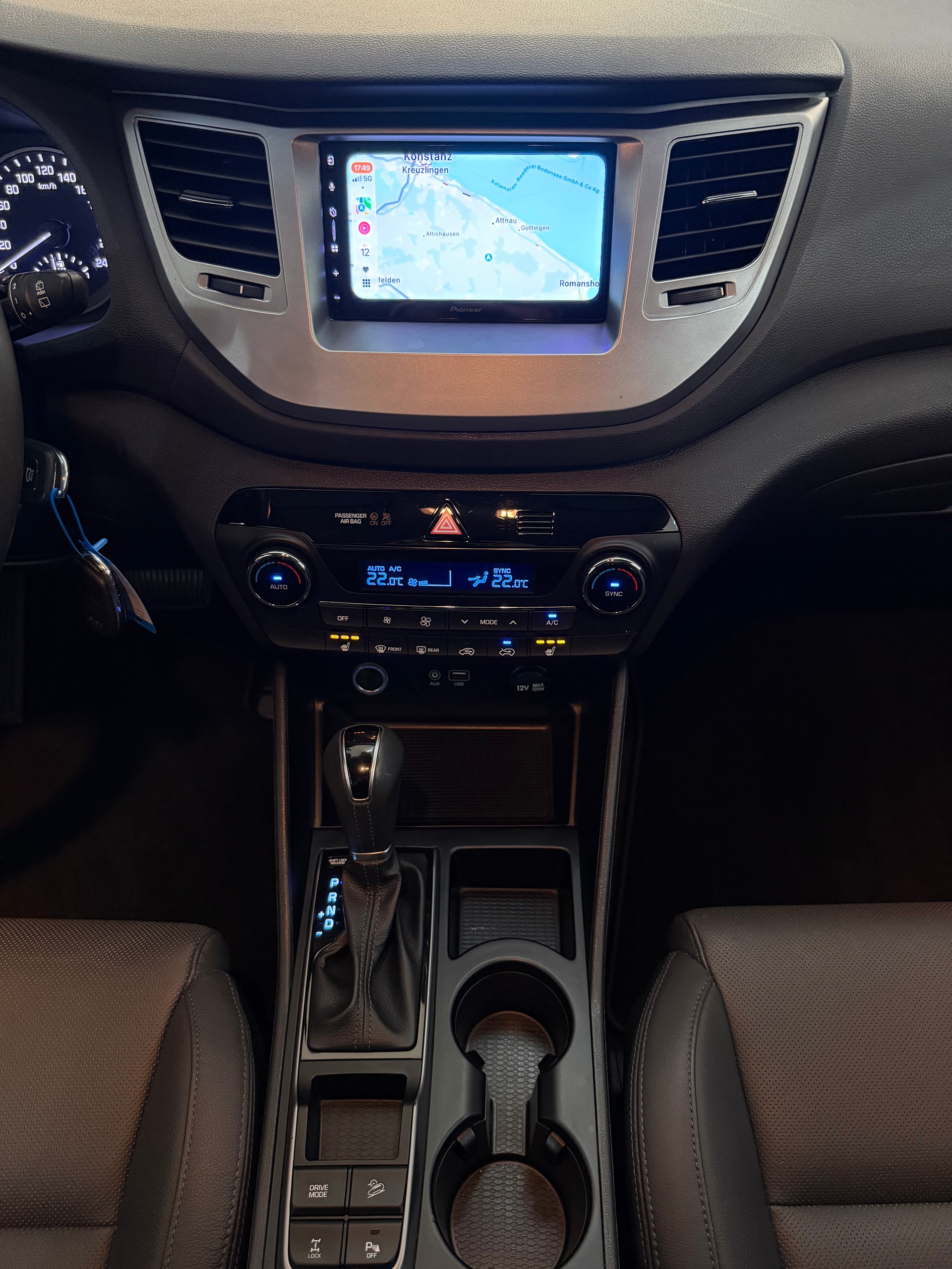 HYUNDAI Tucson 2.0 CRDI Plena 4WD Automatic-image-8