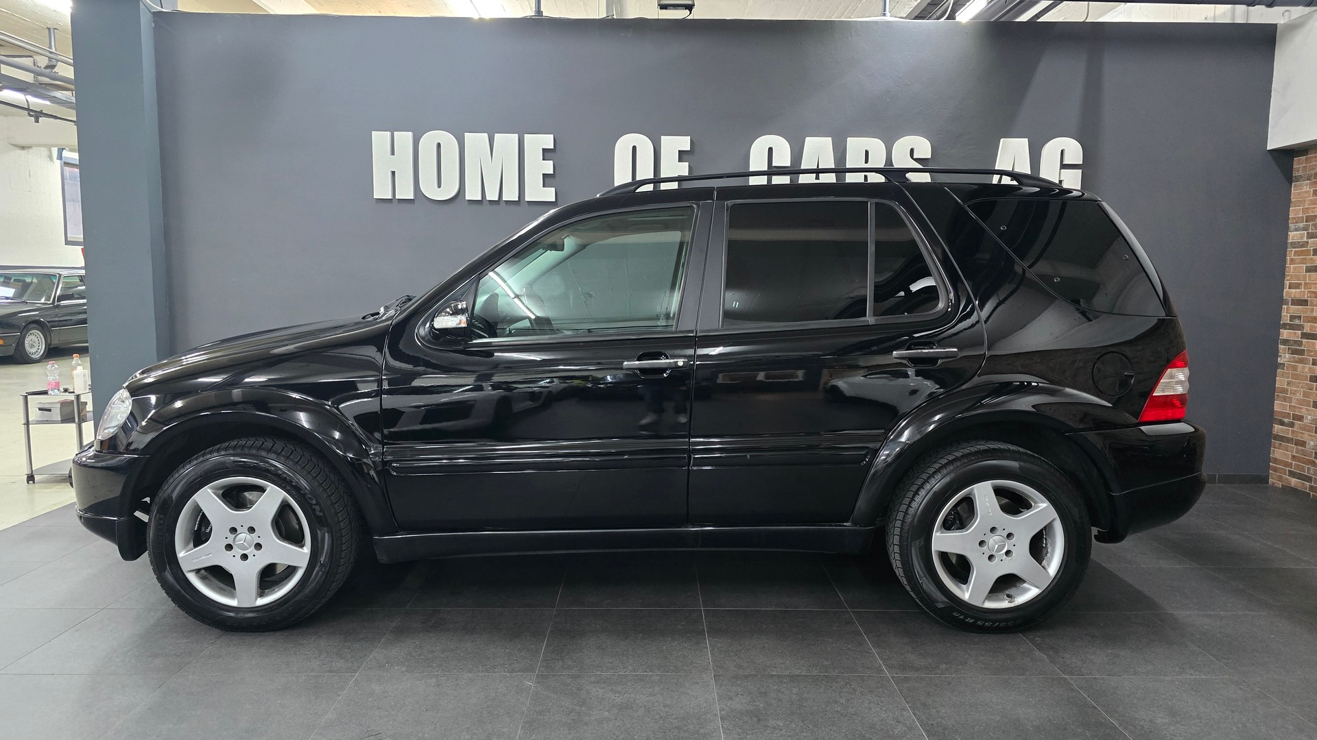 MERCEDES-BENZ ML 55 AMG Automatic-image-5