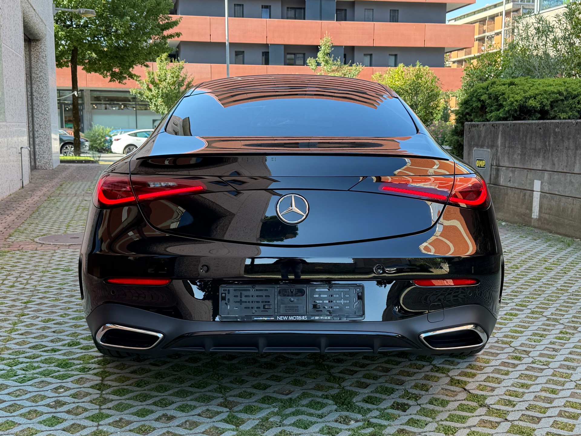 MERCEDES-BENZ CLE 300 Coupé 4Matic 9G-Tronic-image-5