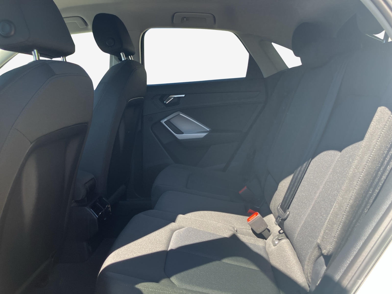 AUDI Q3 Sportback 35 TDI quattro S-tronic-image-11