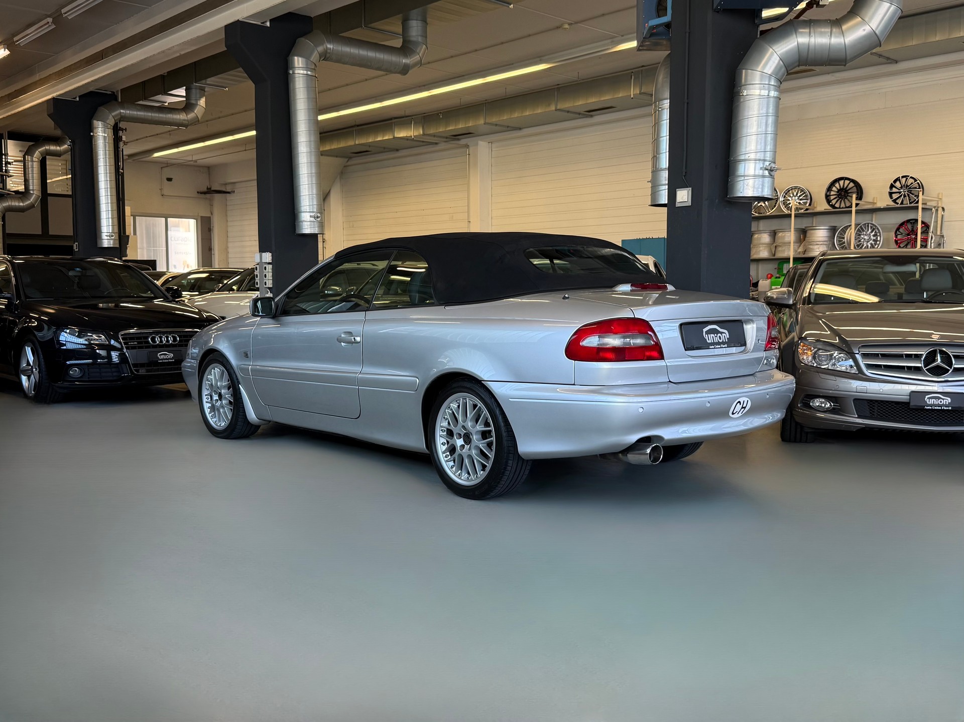 VOLVO C70 Cabriolet 2.4T-image-7
