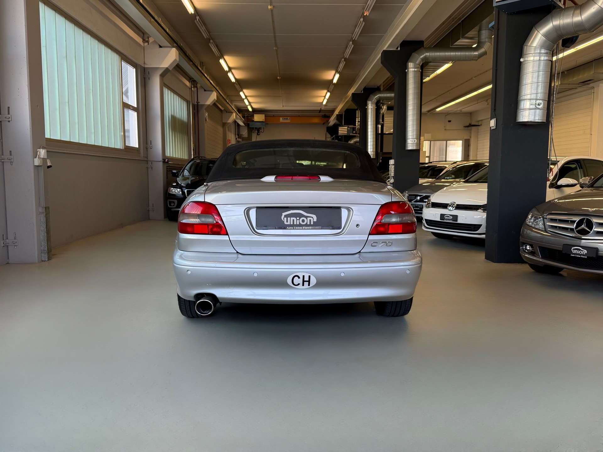 VOLVO C70 Cabriolet 2.4T-image-8