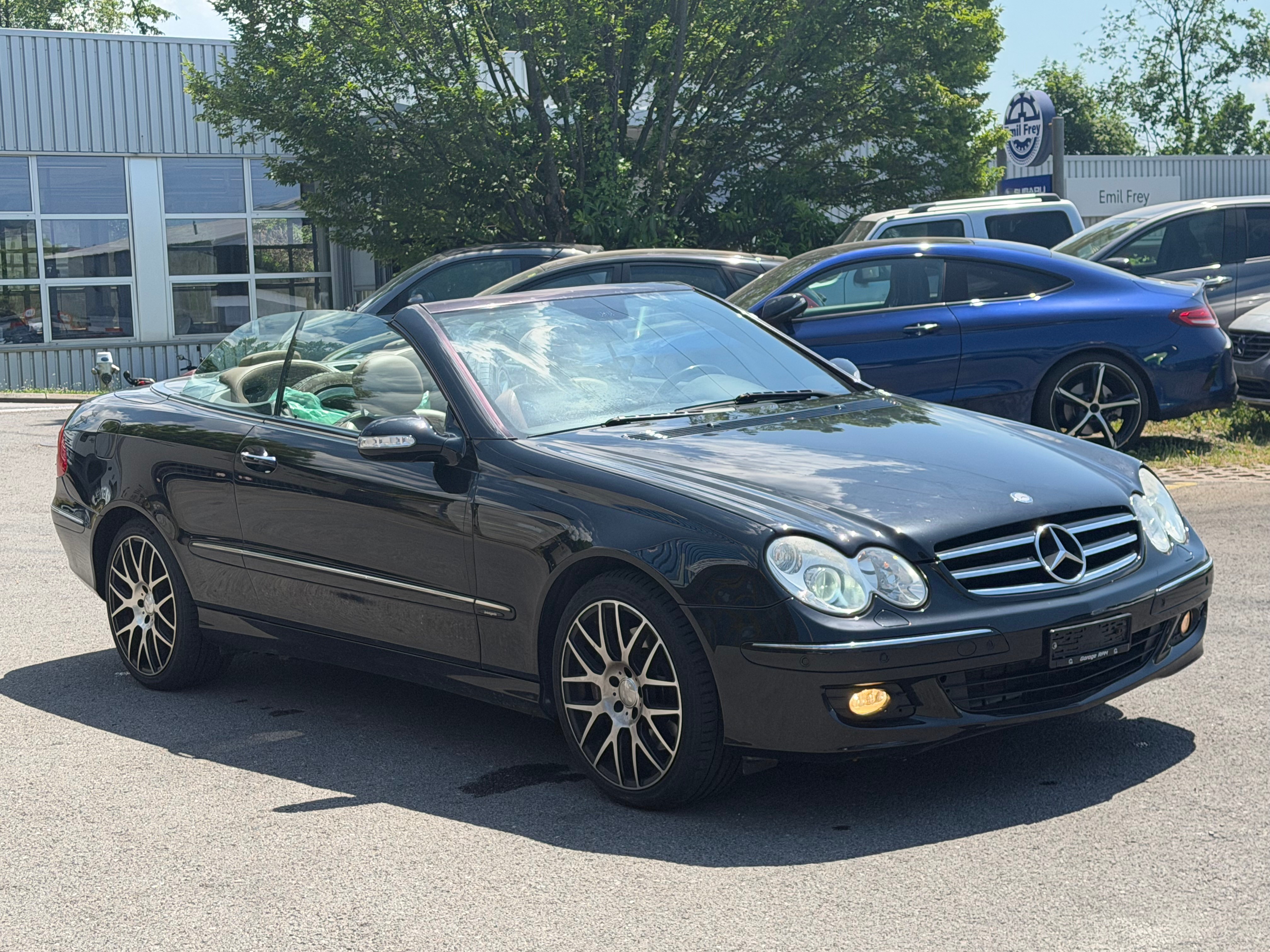 Car photo