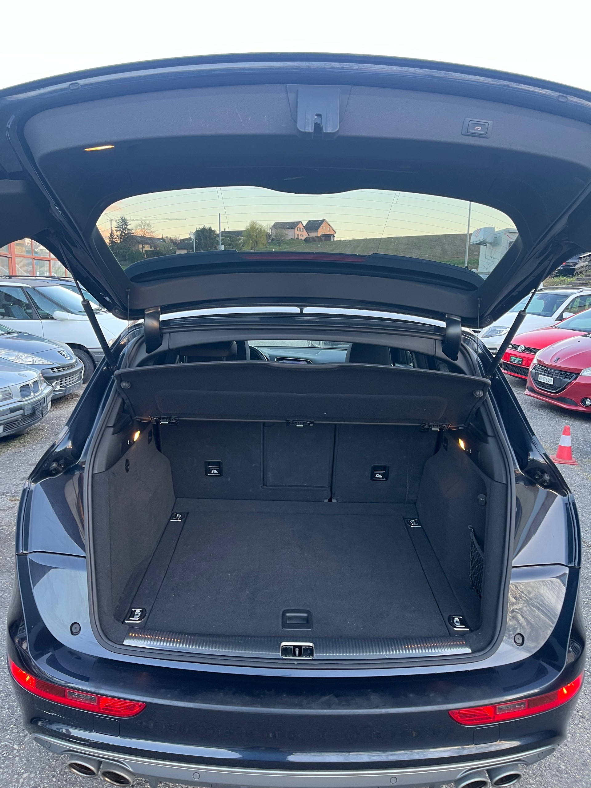 AUDI SQ5 3.0 TDI quattro tiptronic-image-10