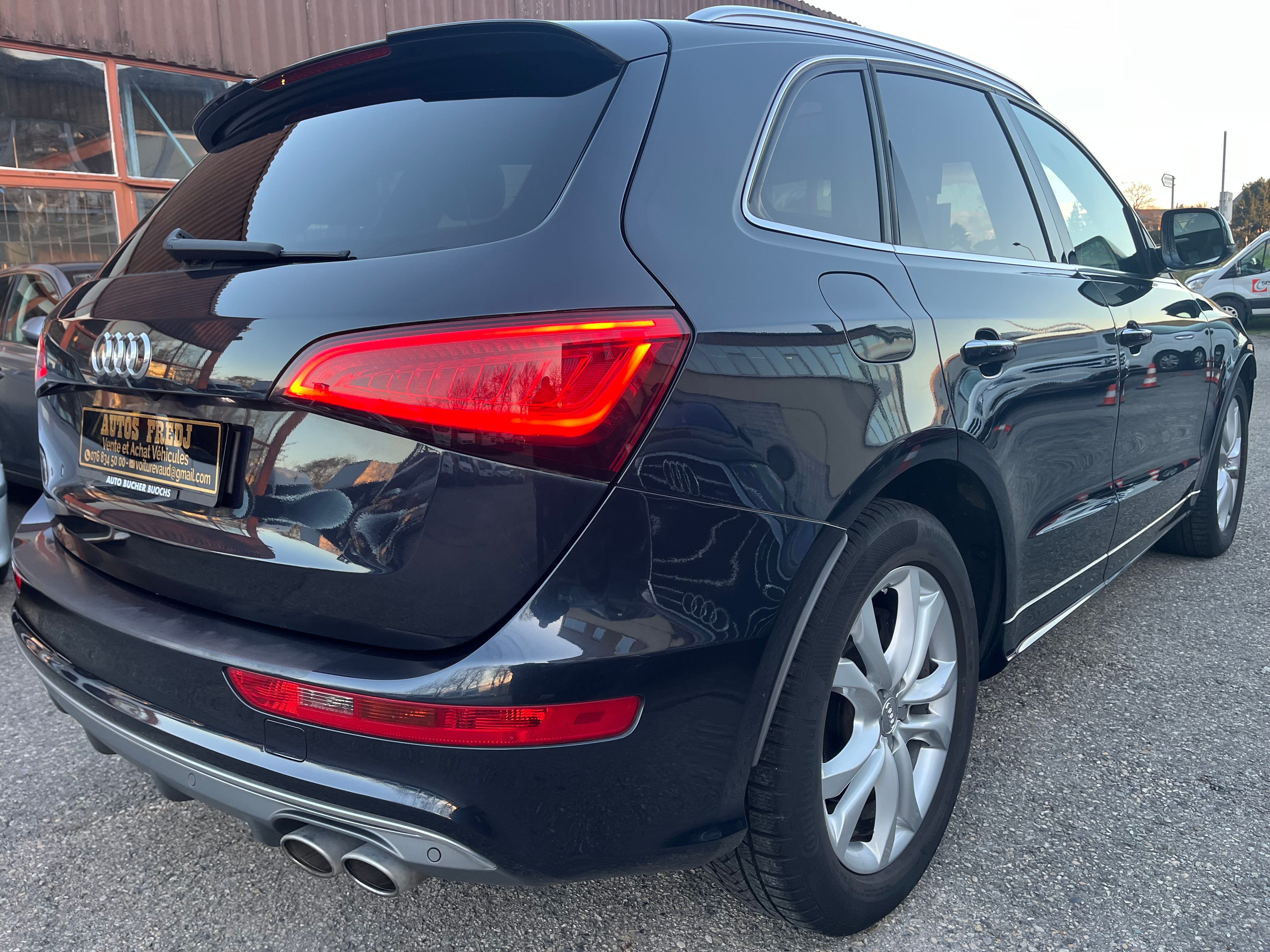 Car photo