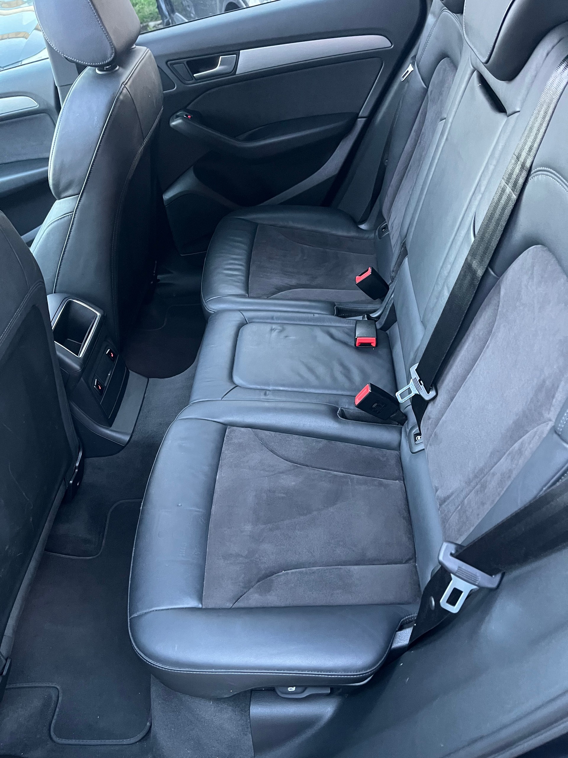 AUDI SQ5 3.0 TDI quattro tiptronic-image-9