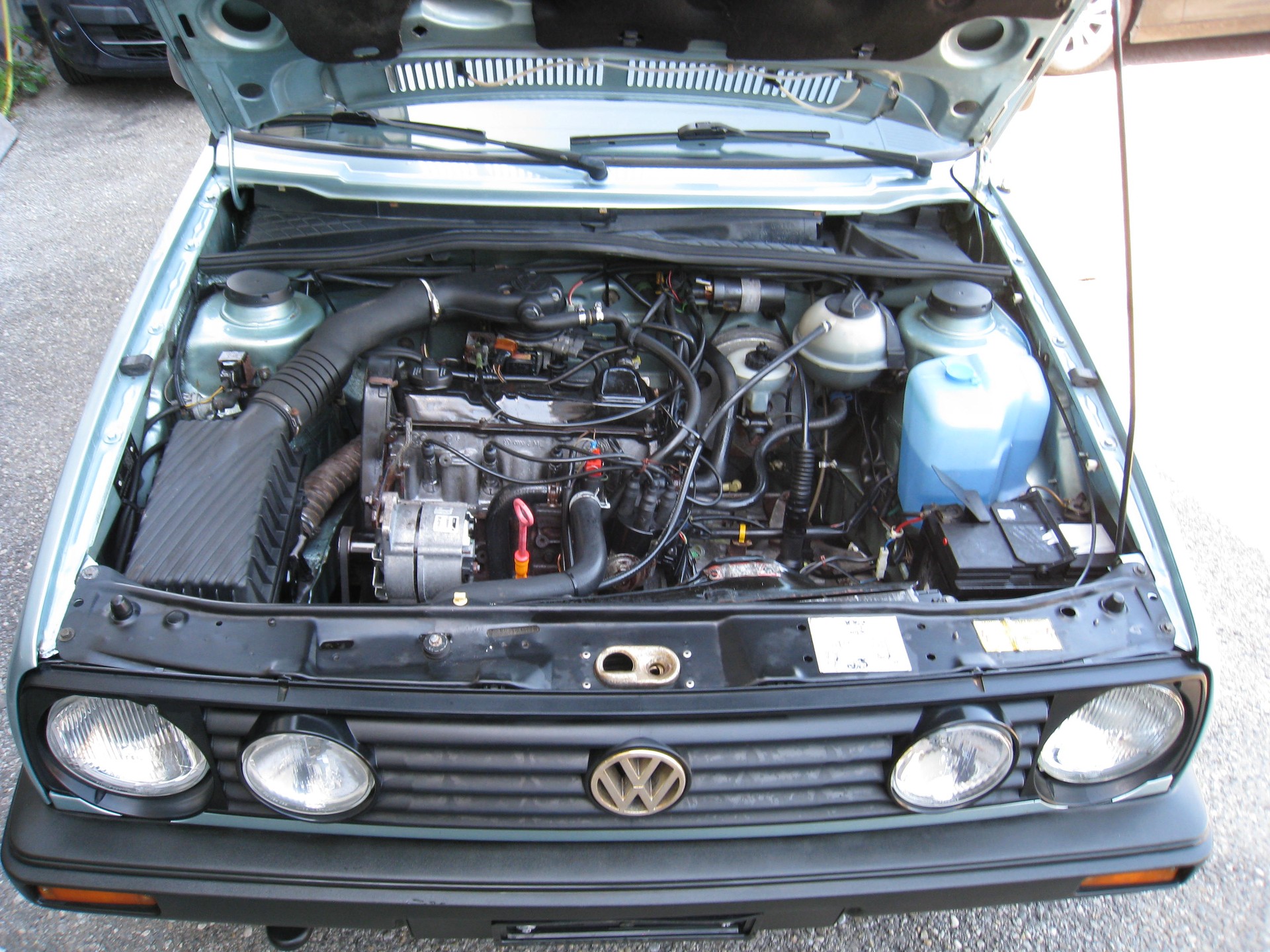 VW Golf 1800 CL-image-9