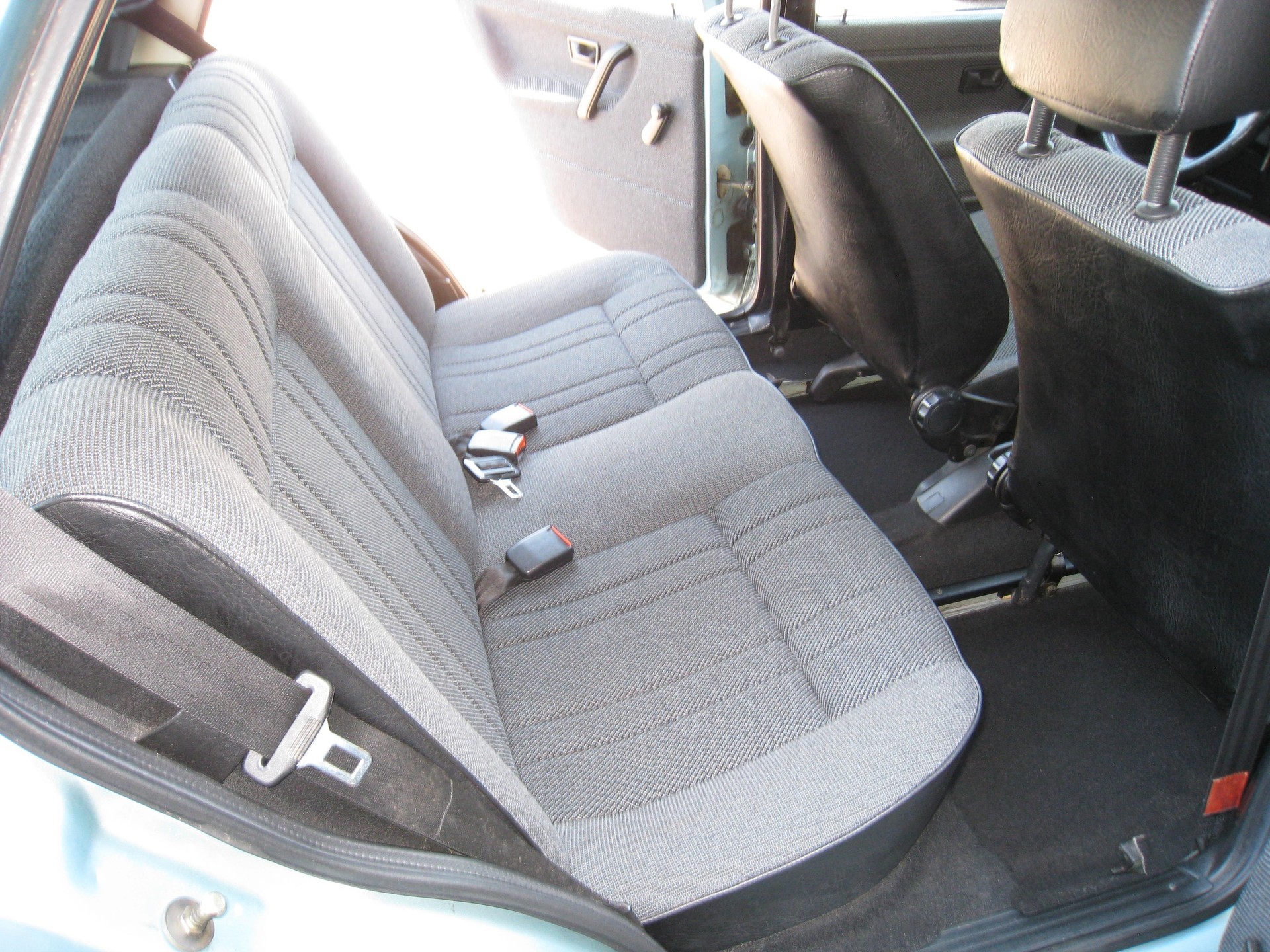 VW Golf 1800 CL-image-4