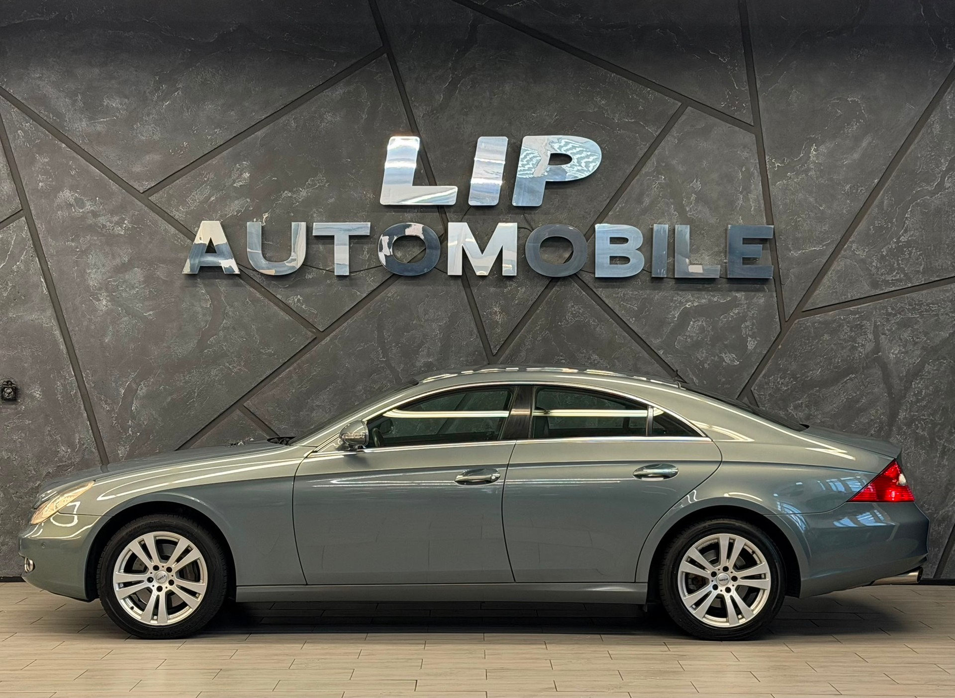 MERCEDES-BENZ CLS 350 7G-Tronic-image-4