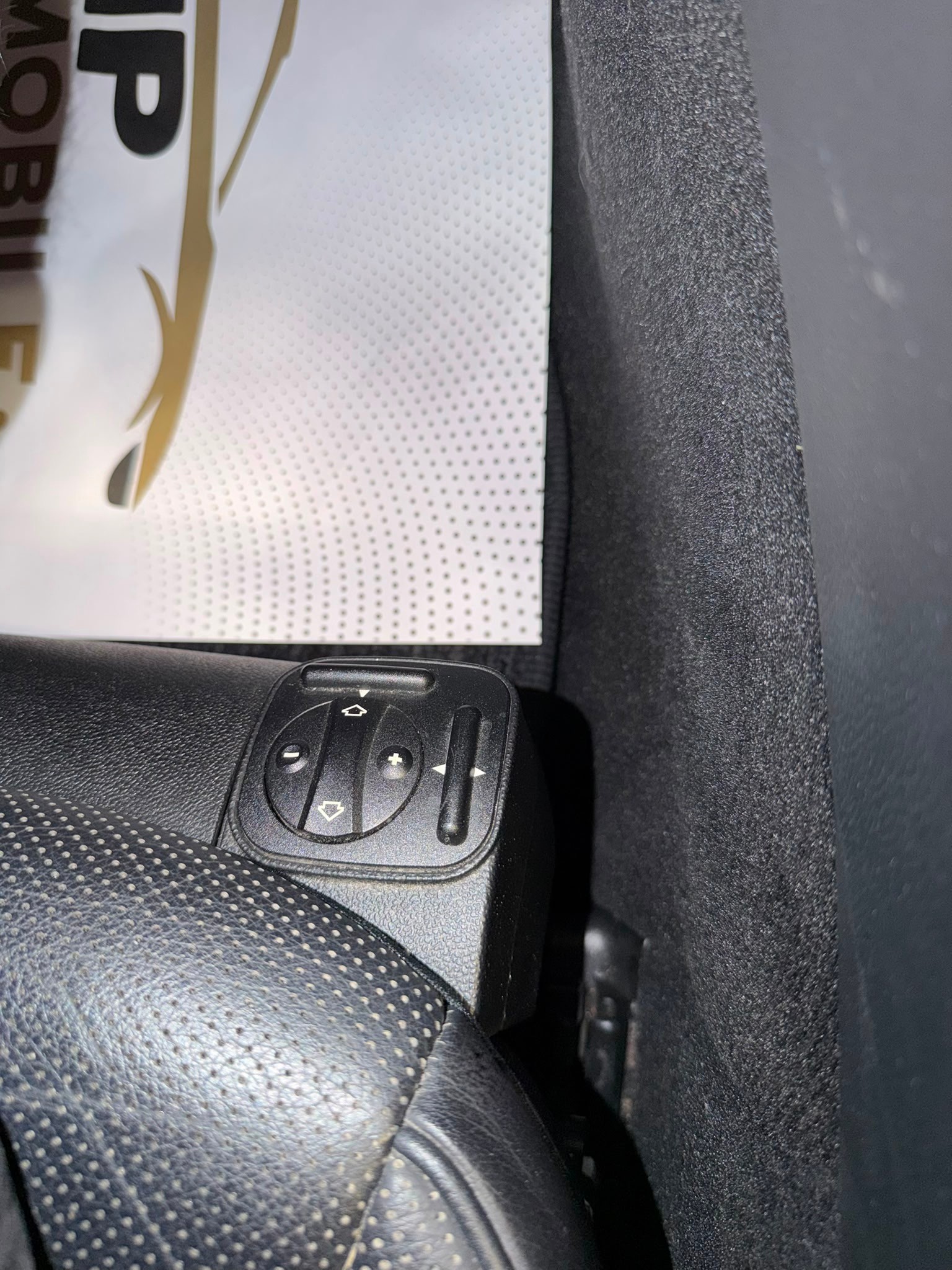 MERCEDES-BENZ CLS 350 7G-Tronic-image-12