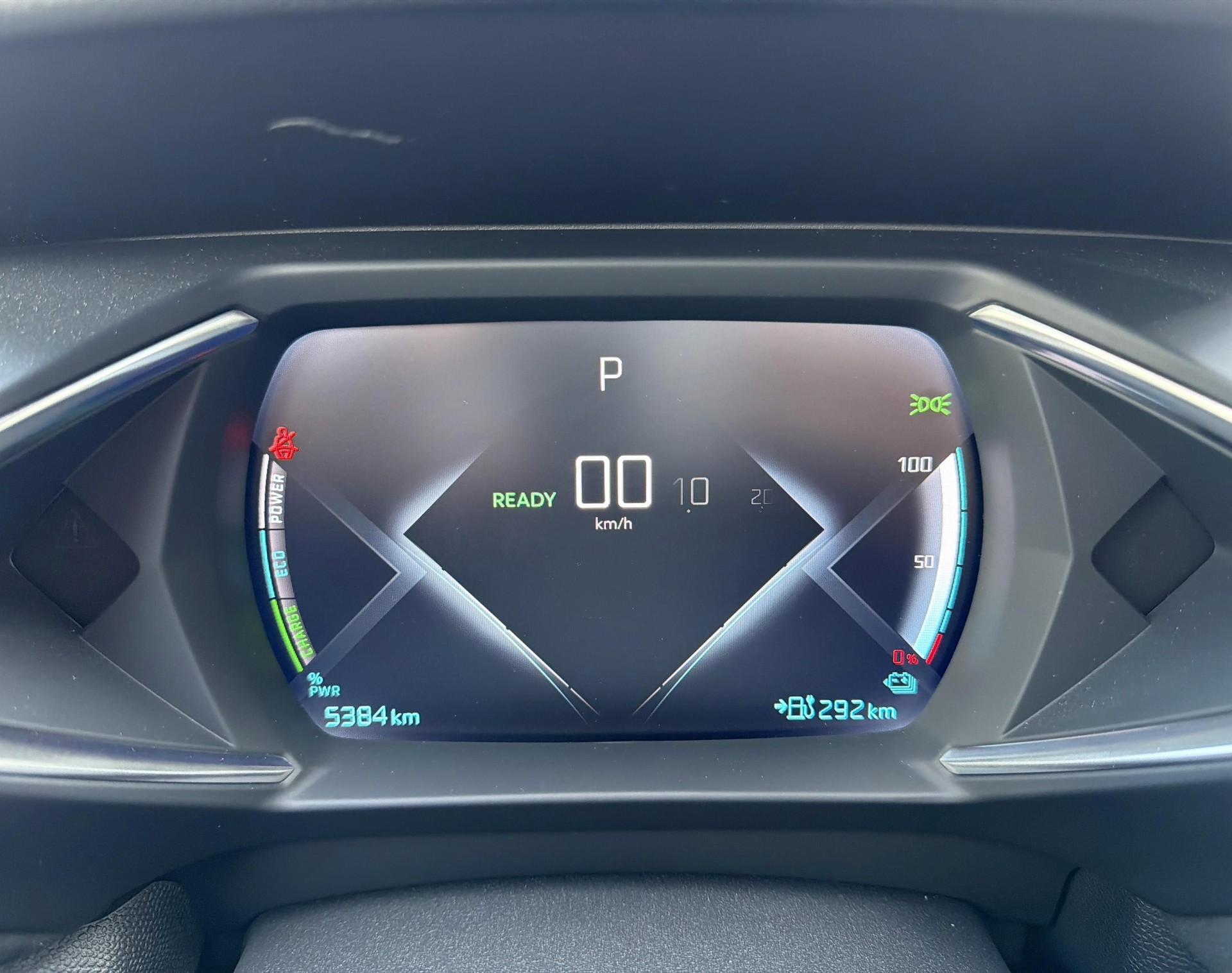 DS AUTOMOBILES DS 3 E-Tense136 PerfoLine-image-14