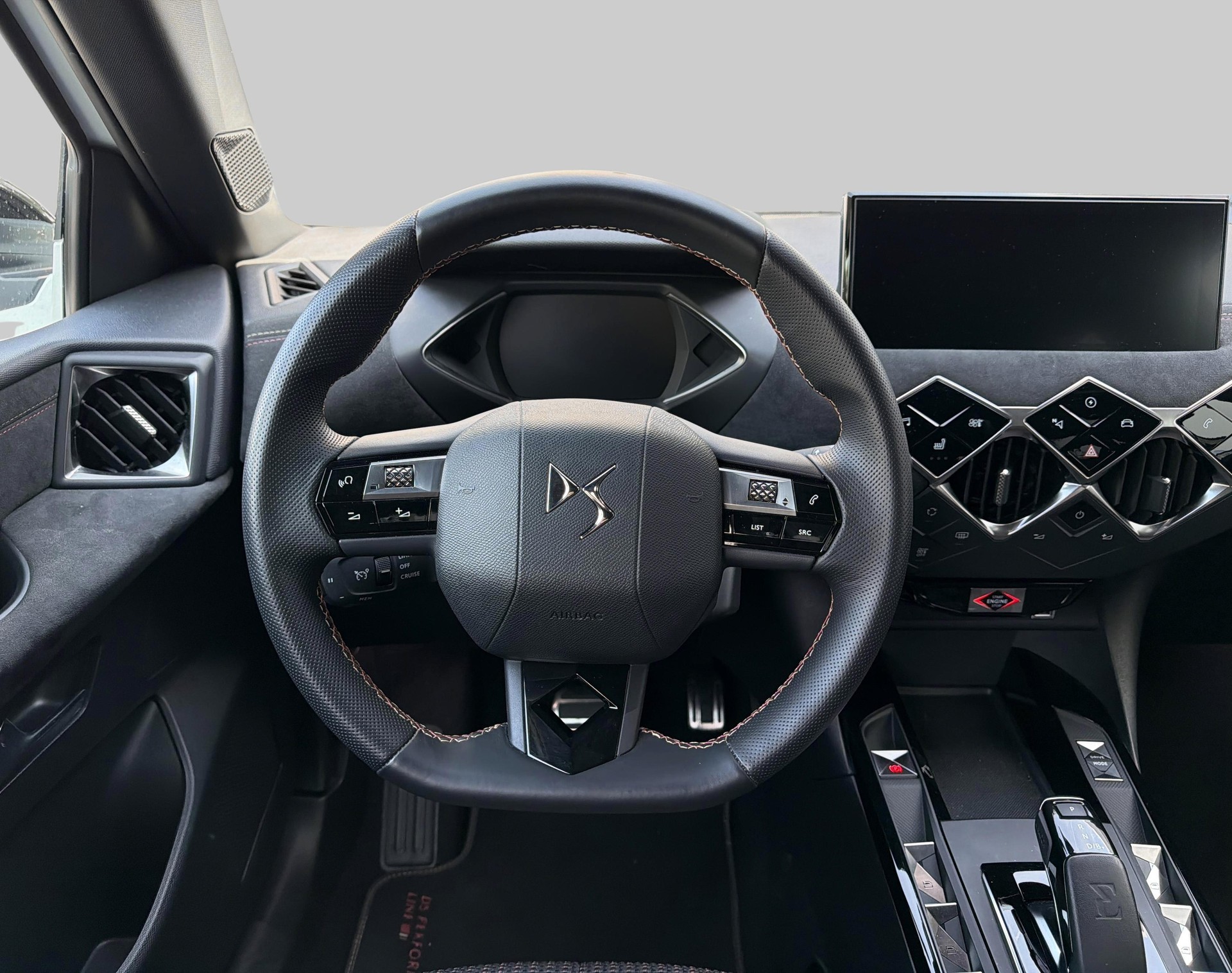 DS AUTOMOBILES DS 3 E-Tense136 PerfoLine-image-11