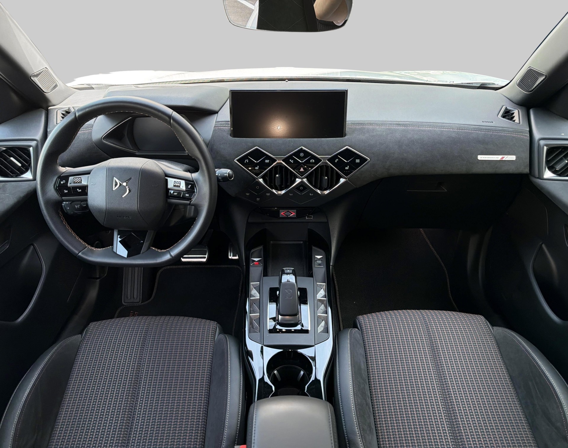 DS AUTOMOBILES DS 3 E-Tense136 PerfoLine-image-8