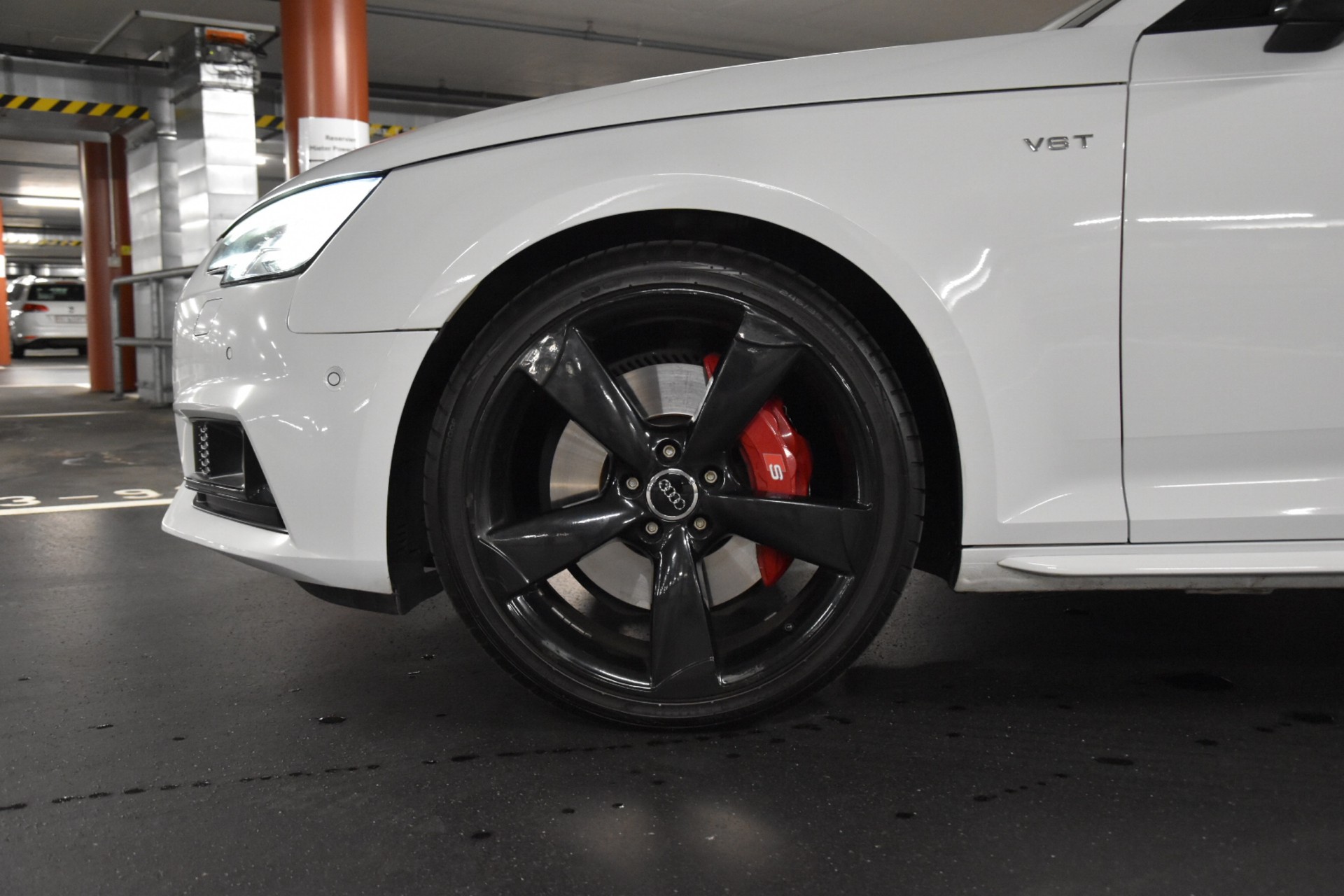 AUDI S4 Avant 3.0 TFSI quattro tiptronic-image-1