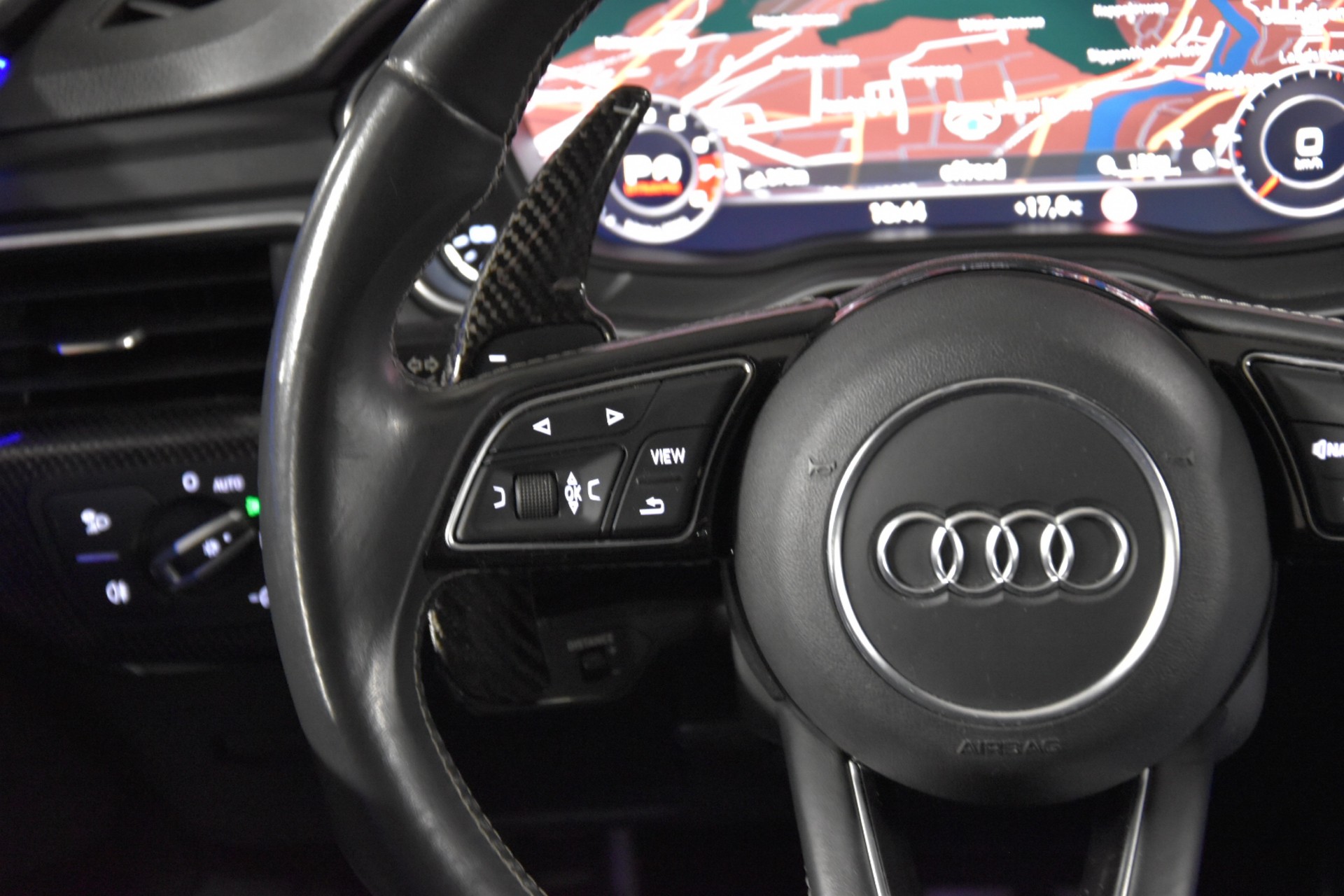 AUDI S4 Avant 3.0 TFSI quattro tiptronic-image-14