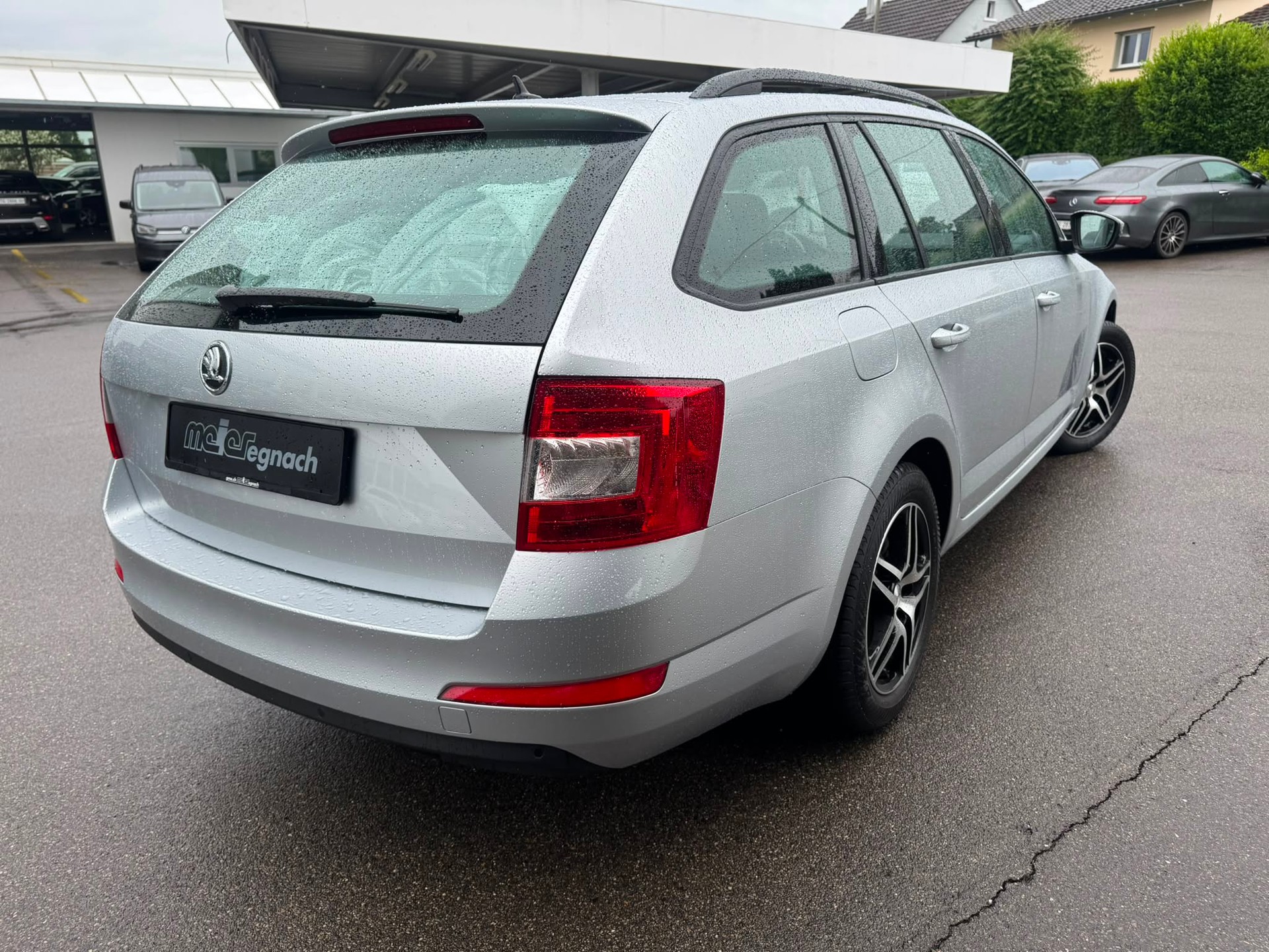 SKODA Octavia Combi 1.4 TSI Ambition DSG-image-8