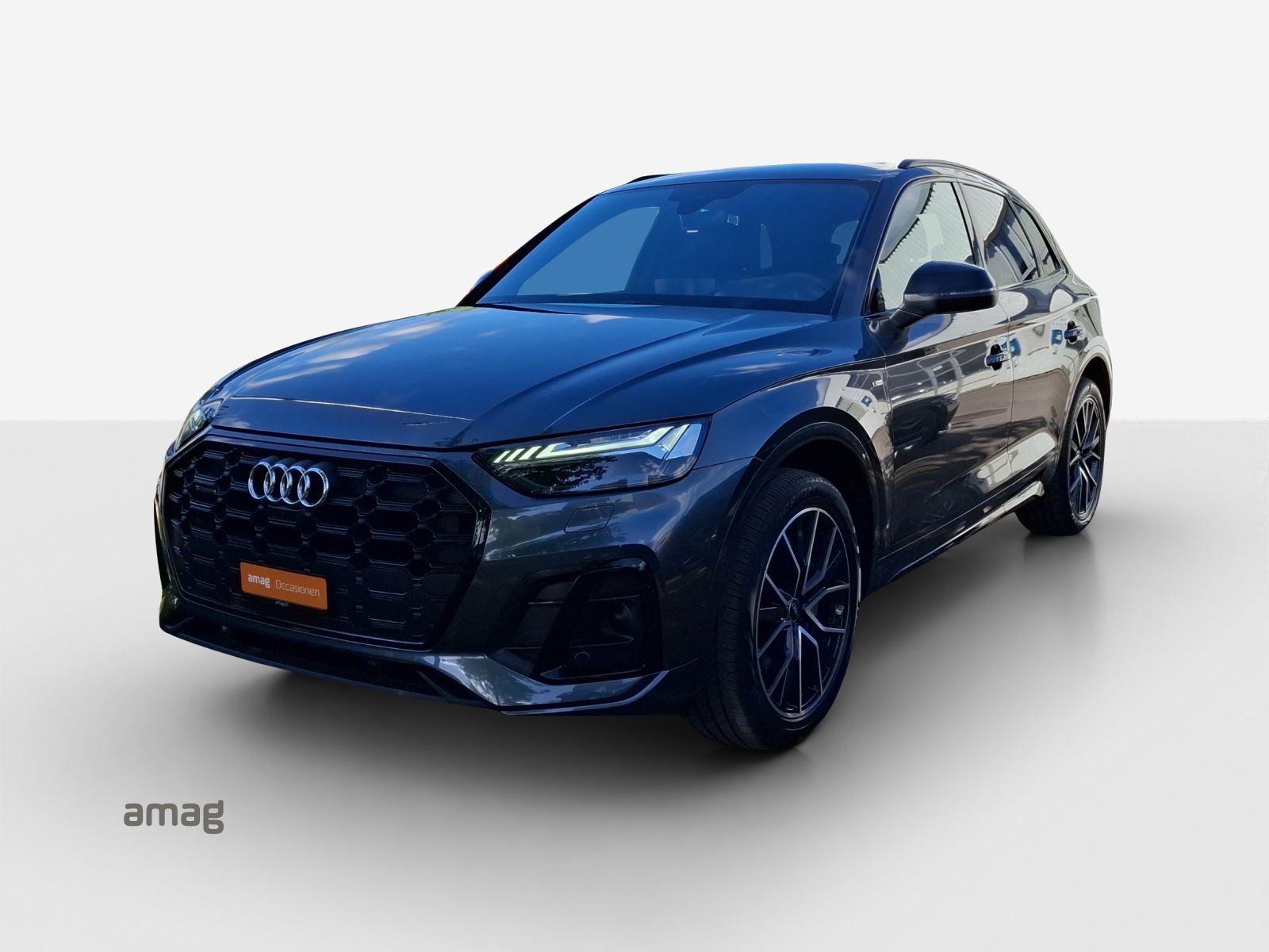 AUDI Q5 40 TDI Black Edition quattro S-tronic-image-0