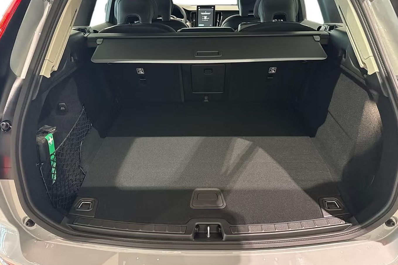 VOLVO XC60 T6 eAWD PluginHybrid Core Geartronic-image-6