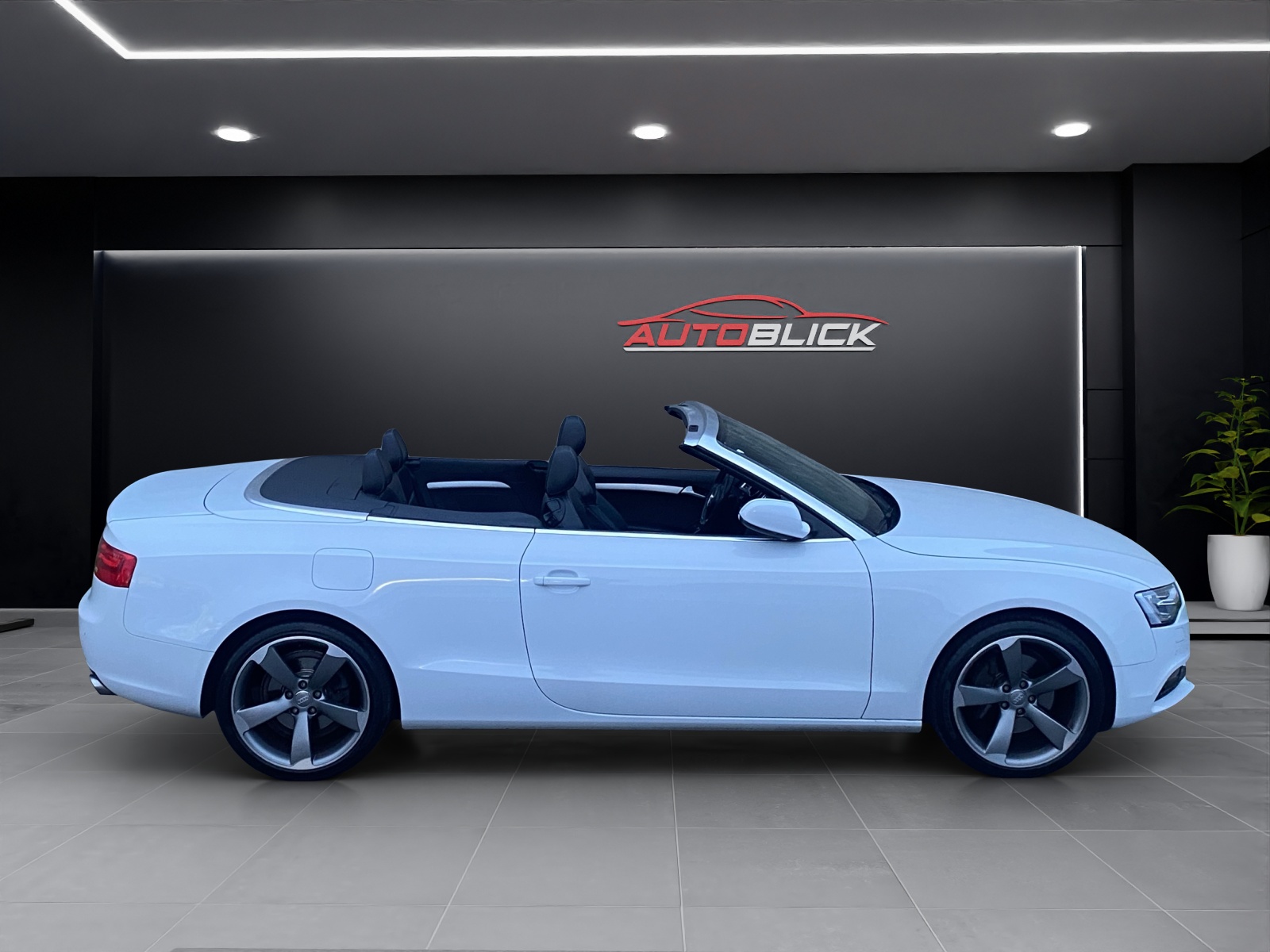 AUDI A5 Carobriolet 2.0TFSI 225PS quattro 4x4 S-tnic S-Line innen & aussen, Automat. Frisch ab MFK & Service Steuerkette neu ersetzt.-image-9