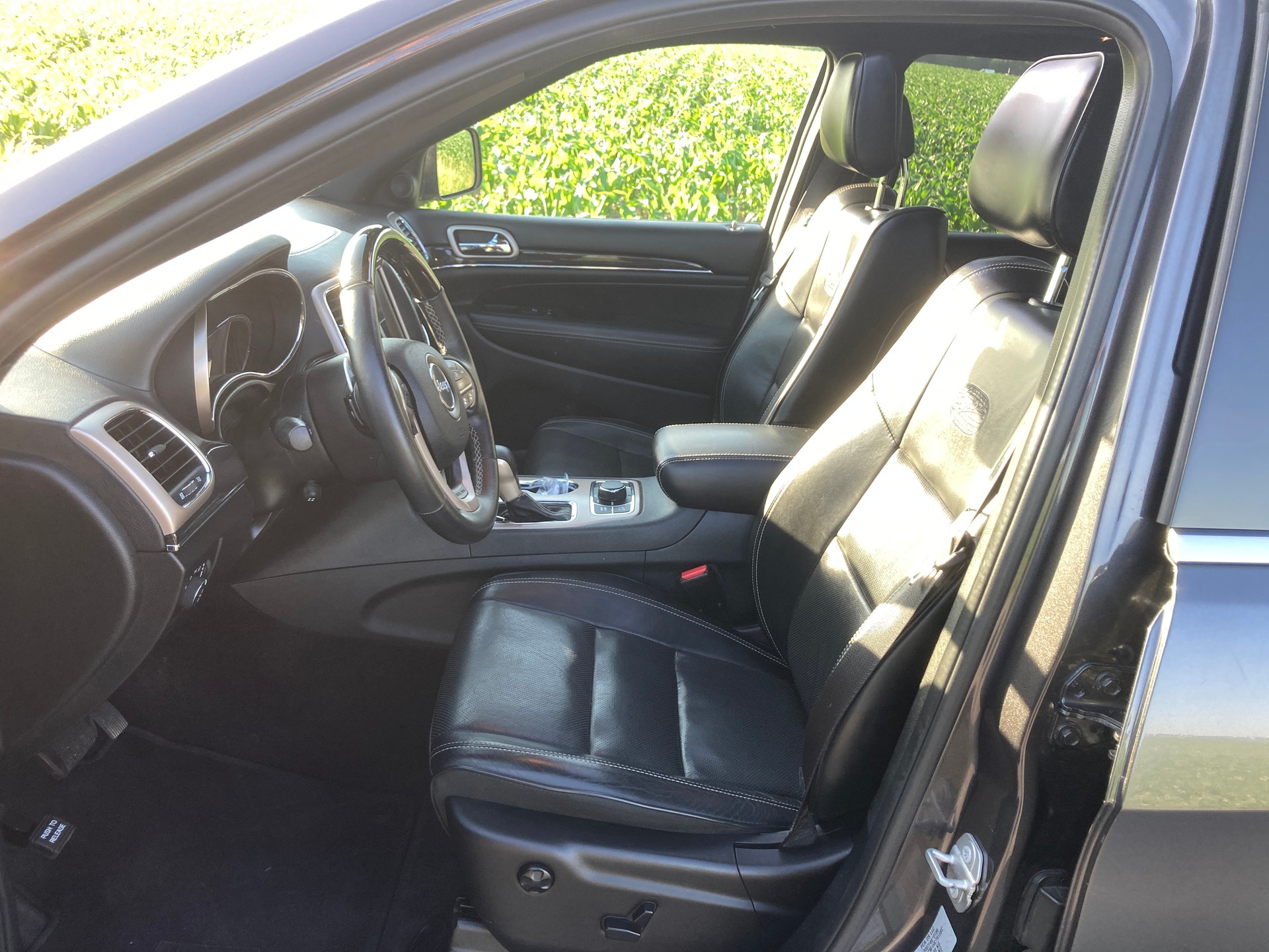 JEEP Grand Cherokee 3.0 CRD Overland Automatic mit 3.500 KG Anhängerkupplung-image-8