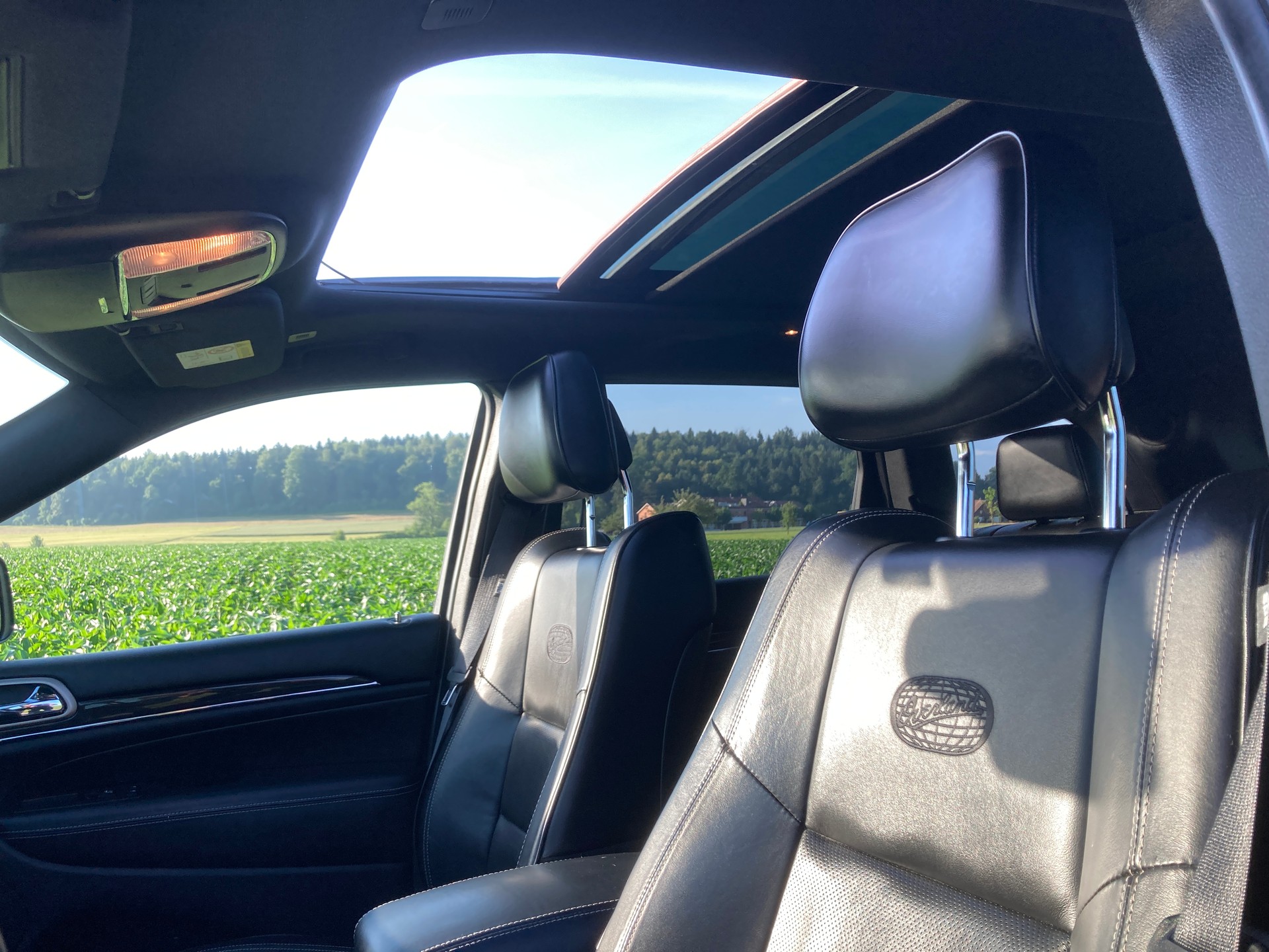 JEEP Grand Cherokee 3.0 CRD Overland Automatic mit 3.500 KG Anhängerkupplung-image-9