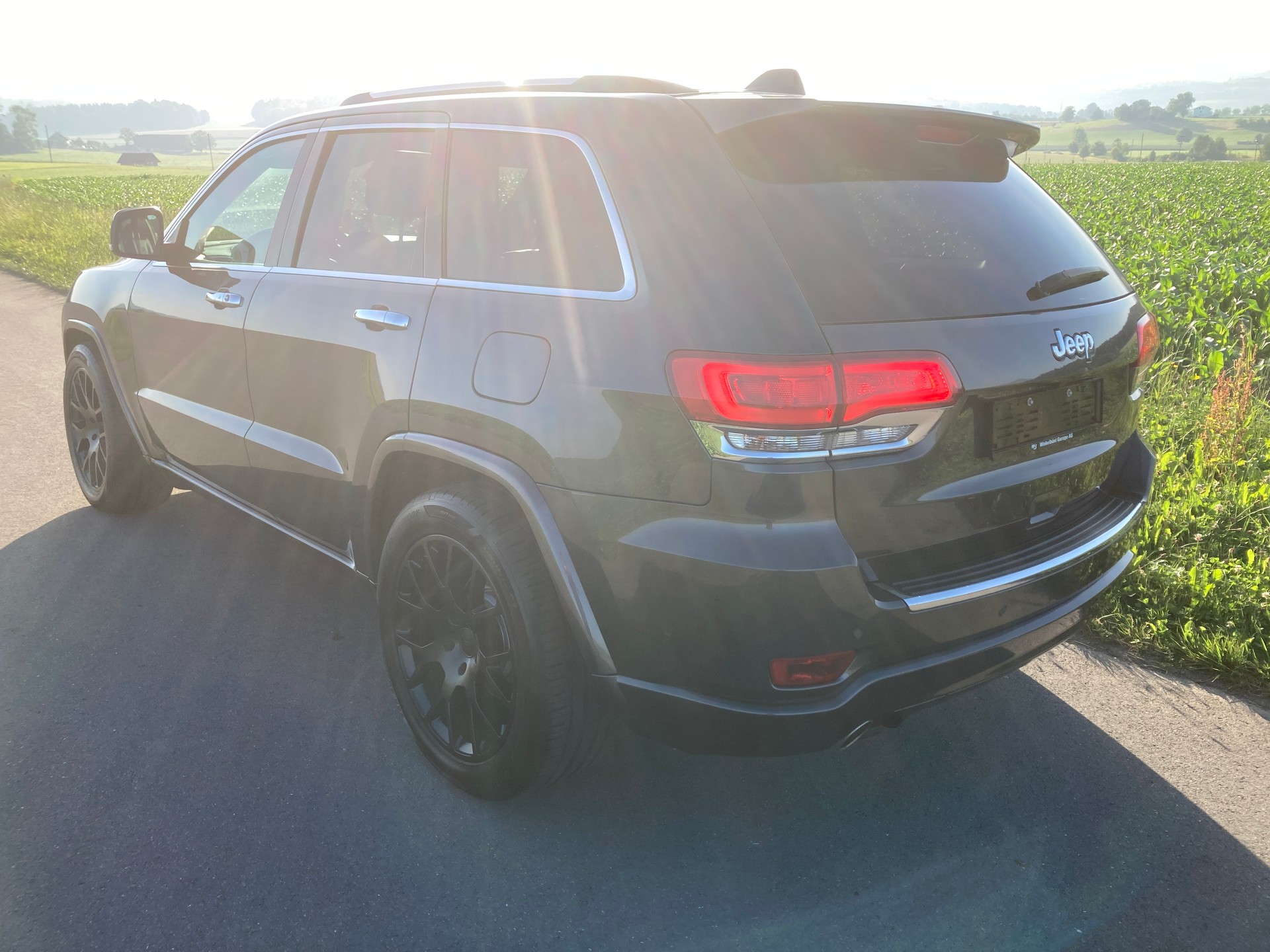 JEEP Grand Cherokee 3.0 CRD Overland Automatic mit 3.500 KG Anhängerkupplung-image-3
