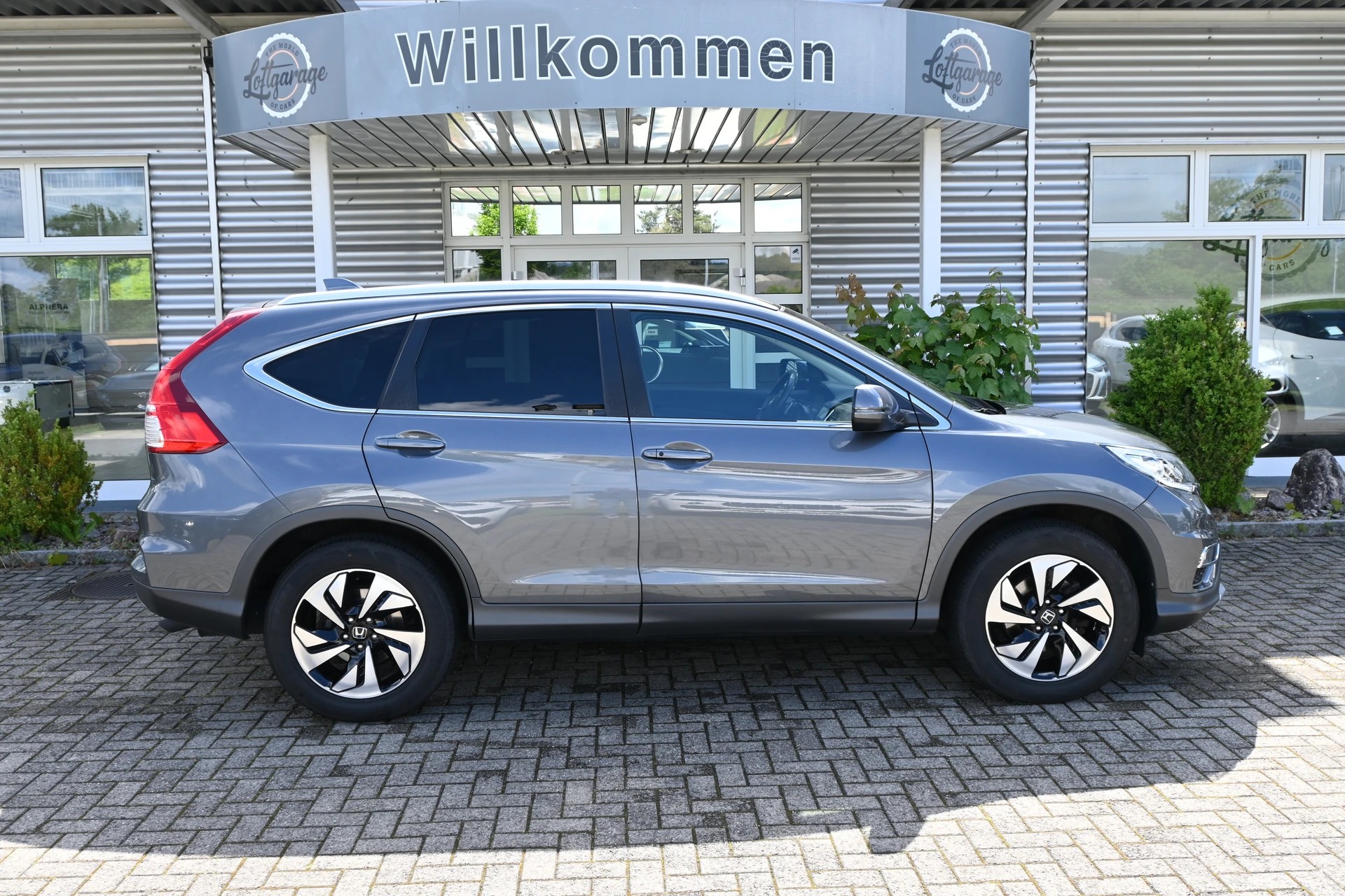HONDA CR-V 1.6 i-DTEC Executive 4WD Automatic 4X4 + Frisch ab MFK-image-5