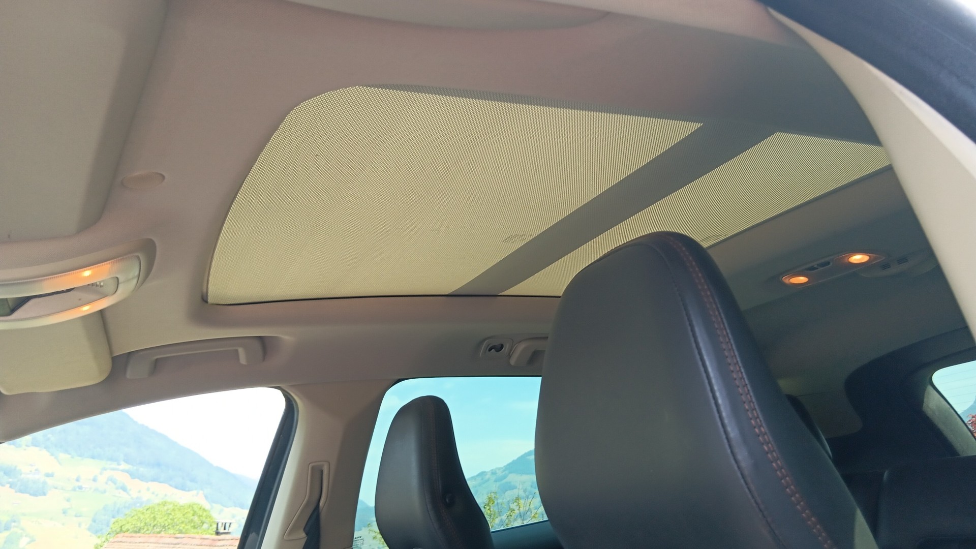 VOLVO XC60 D3 AWD Summum Geartronic-image-8