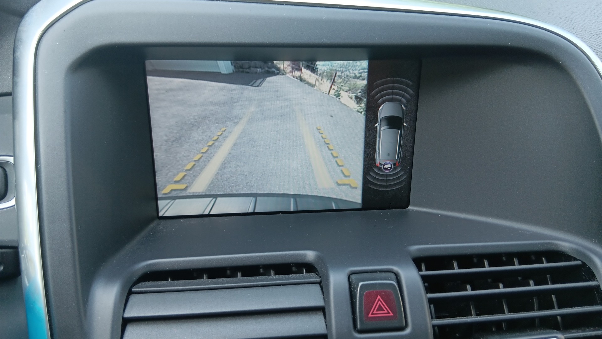 VOLVO XC60 D3 AWD Summum Geartronic-image-6