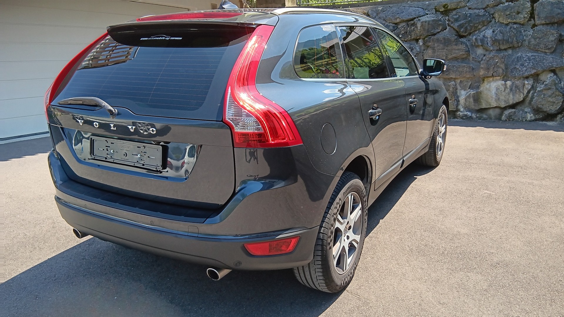 VOLVO XC60 D3 AWD Summum Geartronic-image-1