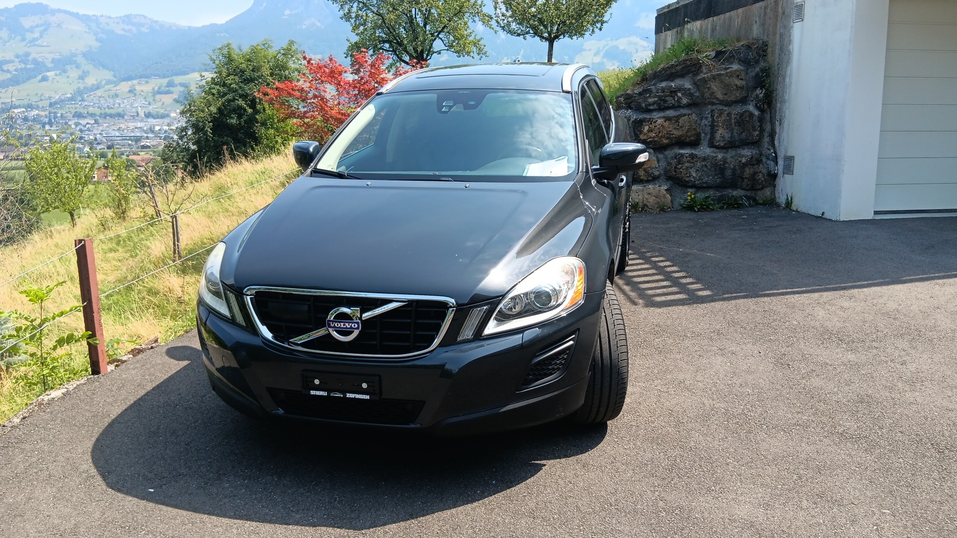 VOLVO XC60 D3 AWD Summum Geartronic-image-2