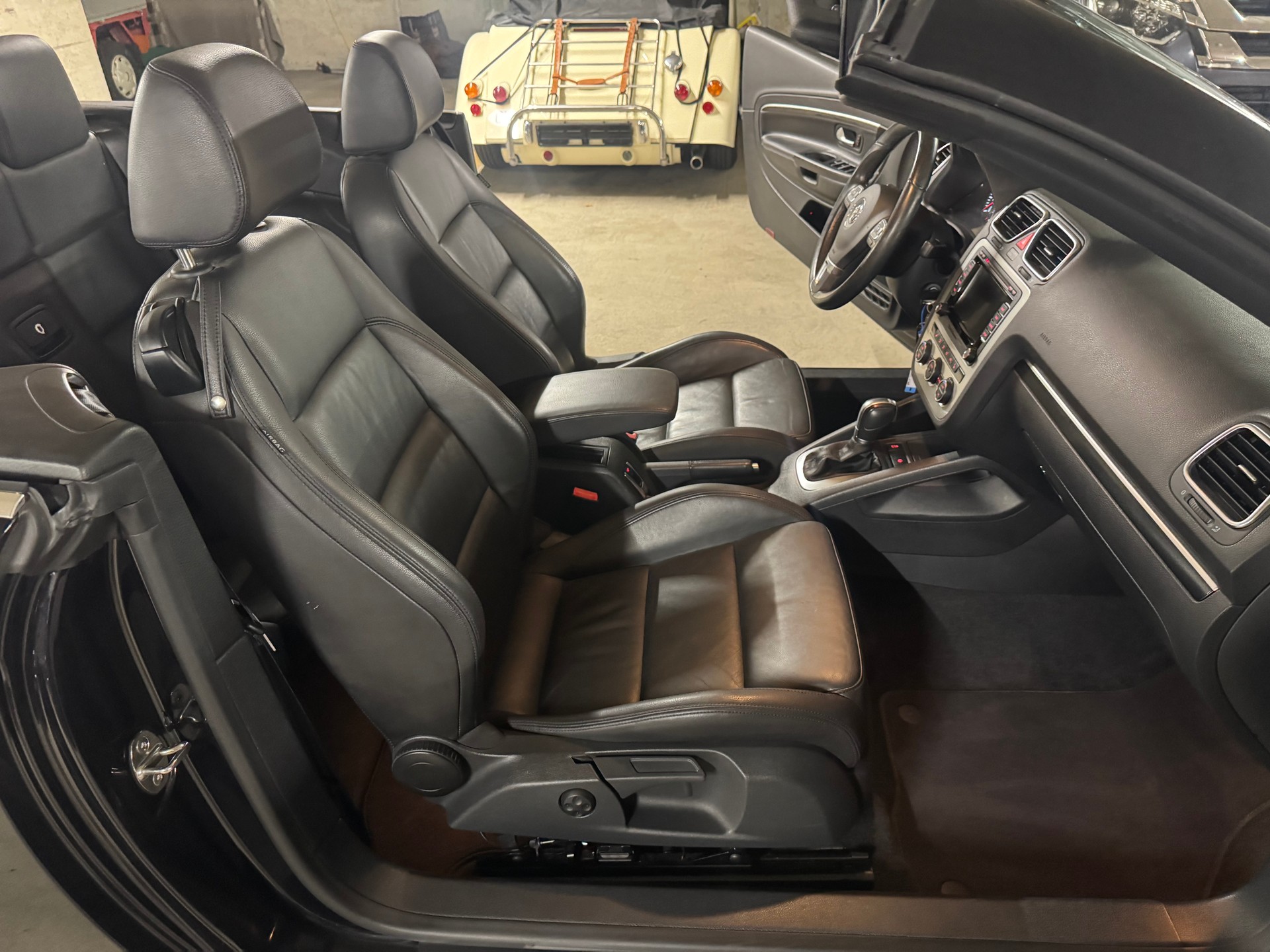 VW Eos 2.0 TSI DSG-image-9