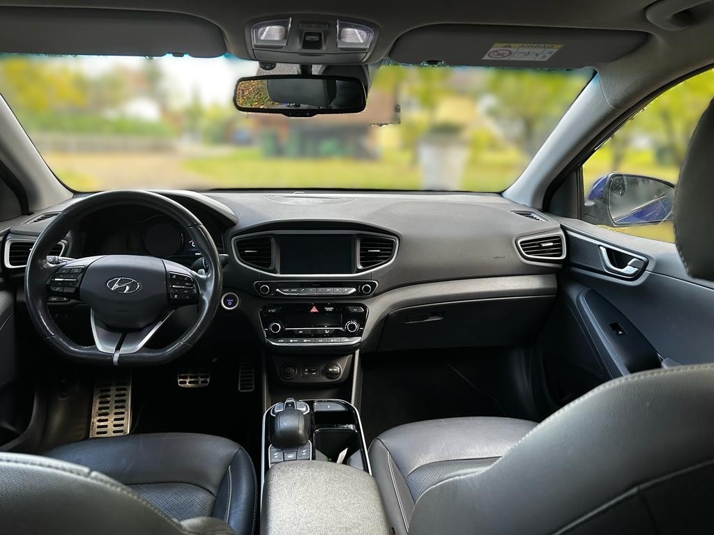 HYUNDAI IONIQ Electric Vertex 28 kWh-image-3