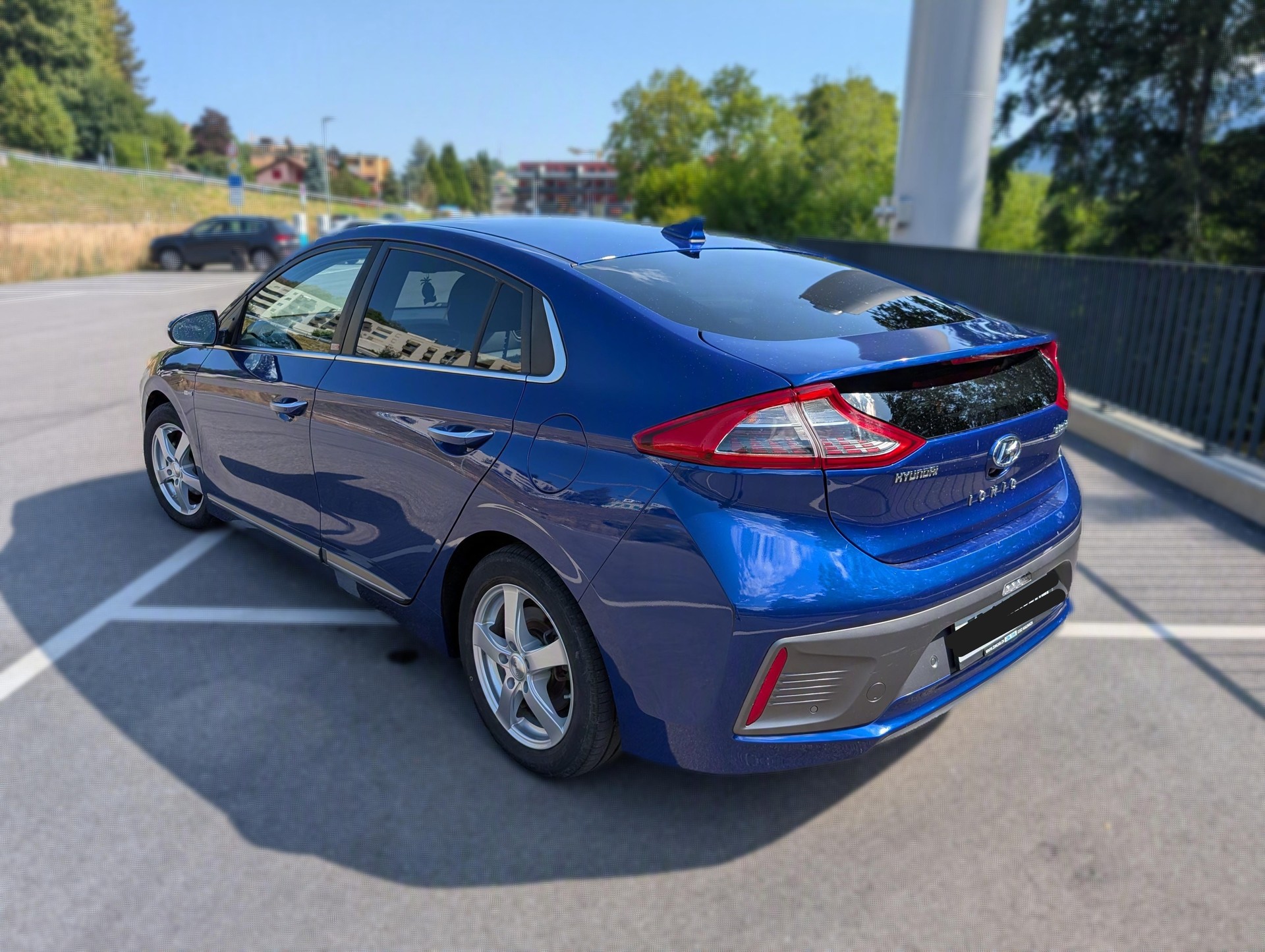 HYUNDAI IONIQ Electric Vertex 28 kWh-image-2