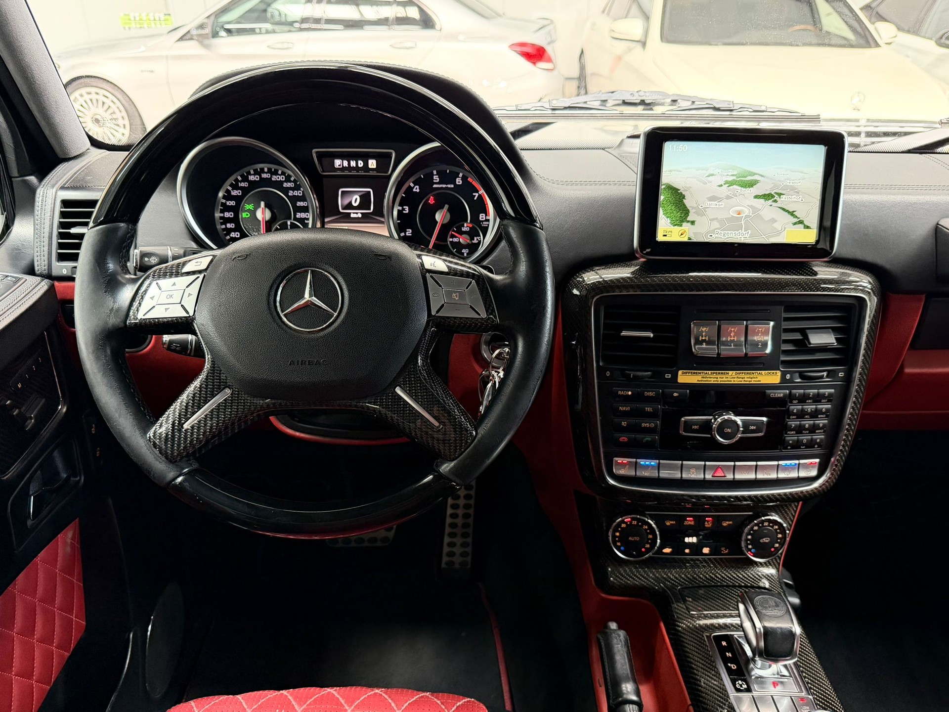 MERCEDES-BENZ G 63 AMG Automatic-image-15