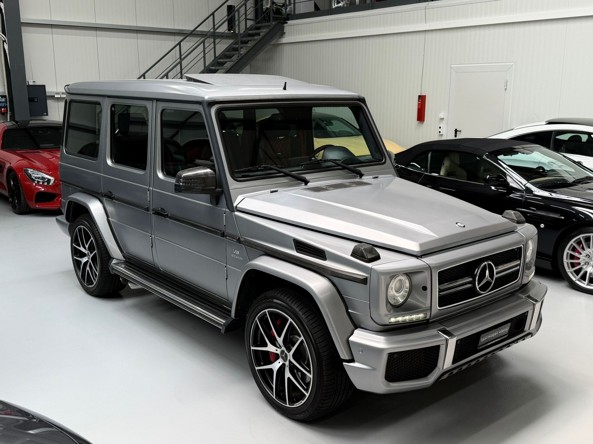 MERCEDES-BENZ G 63 AMG Automatic-image-10