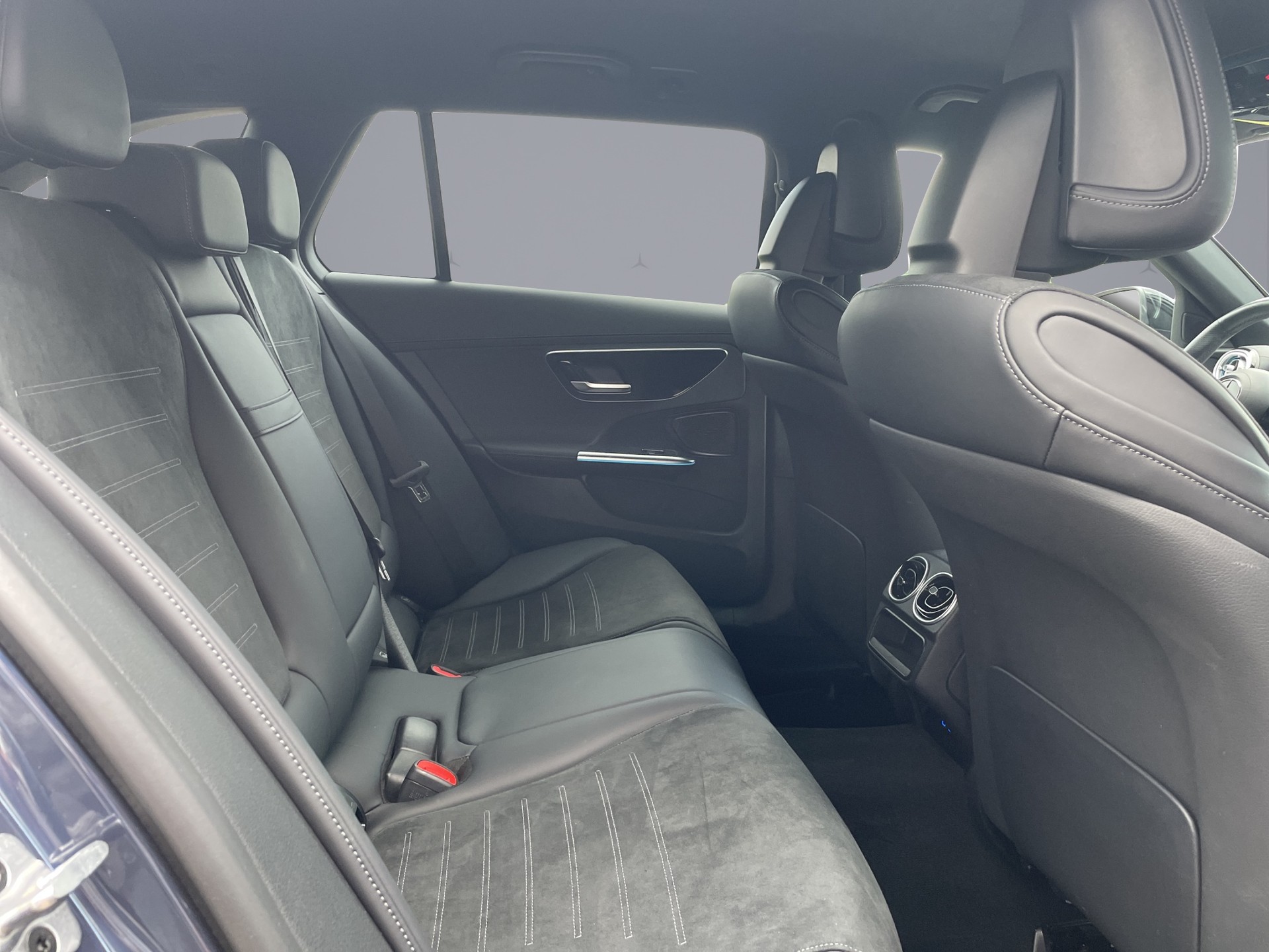 MERCEDES-BENZ C 220 d AMG Line 4matic Kombi-image-20