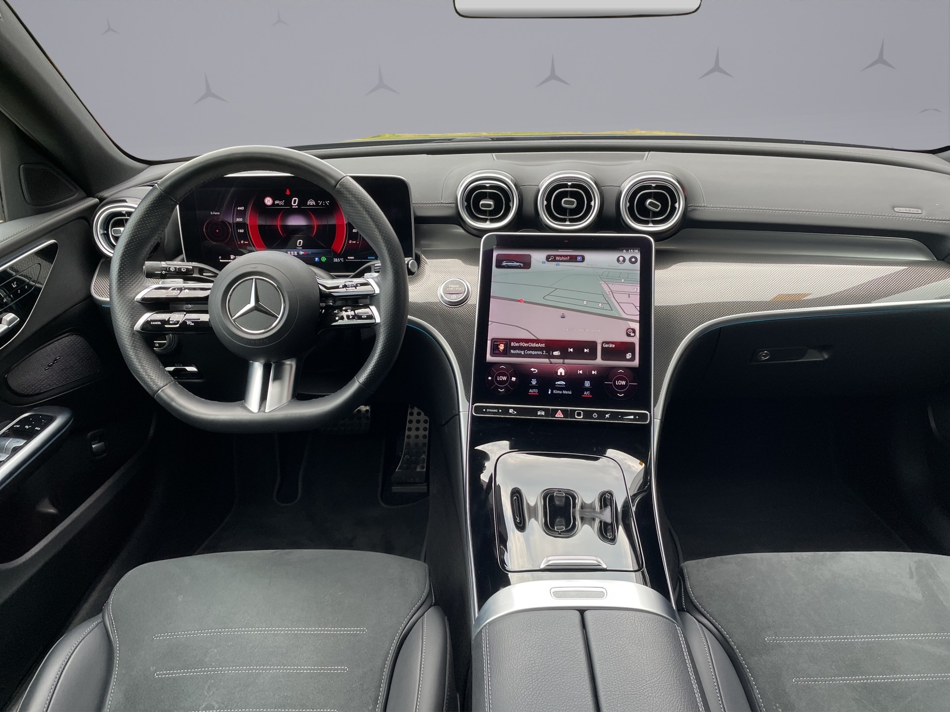 MERCEDES-BENZ C 220 d AMG Line 4matic Kombi-image-12