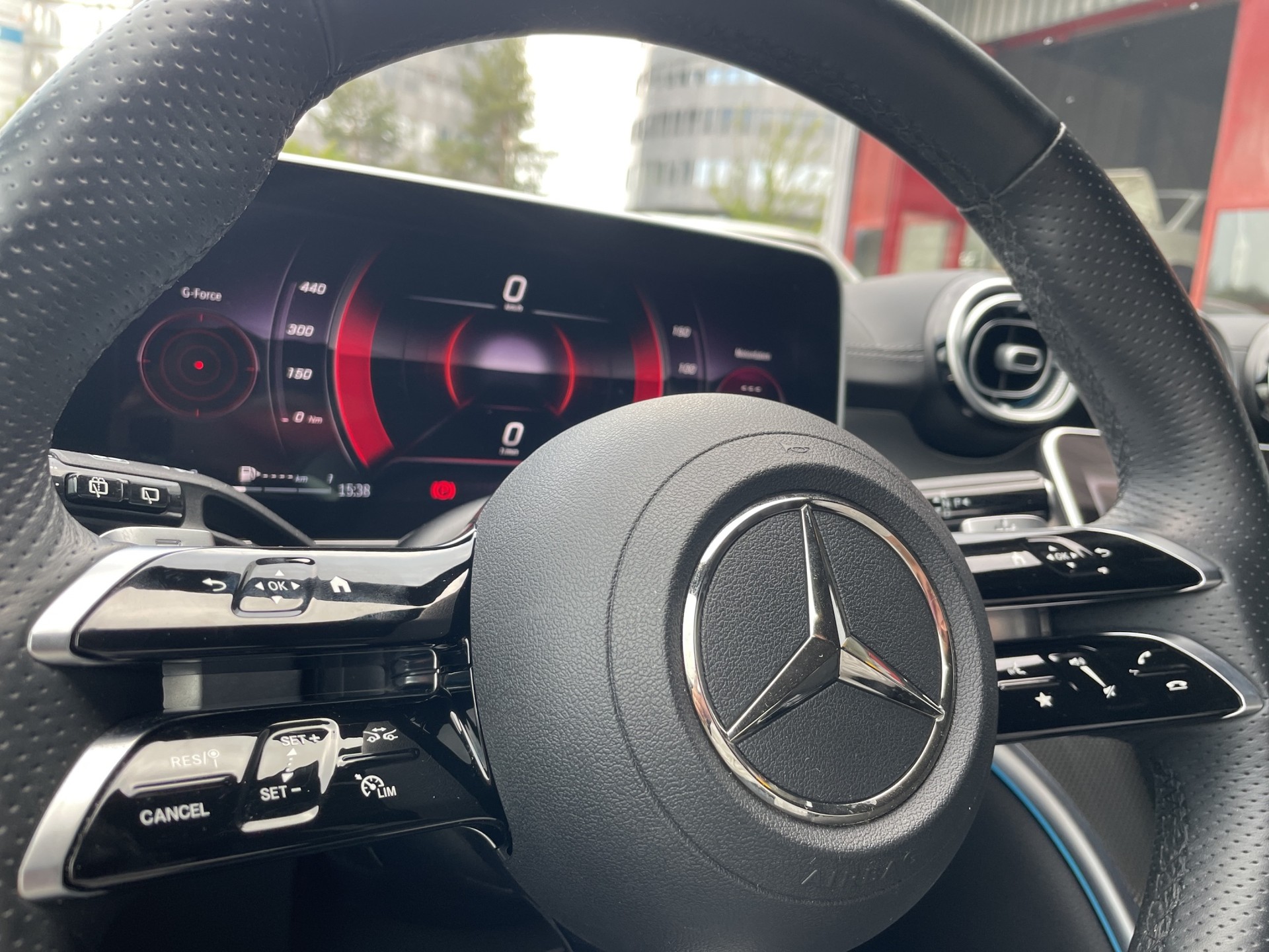 MERCEDES-BENZ C 220 d AMG Line 4matic Kombi-image-16
