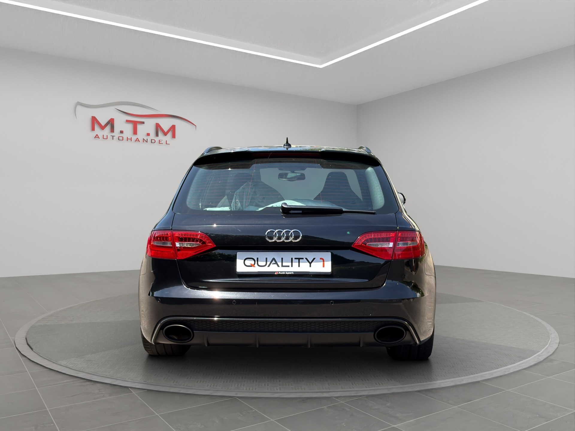 AUDI RS4 Avant 4.2 FSI V8 quattro S-tronic-image-7