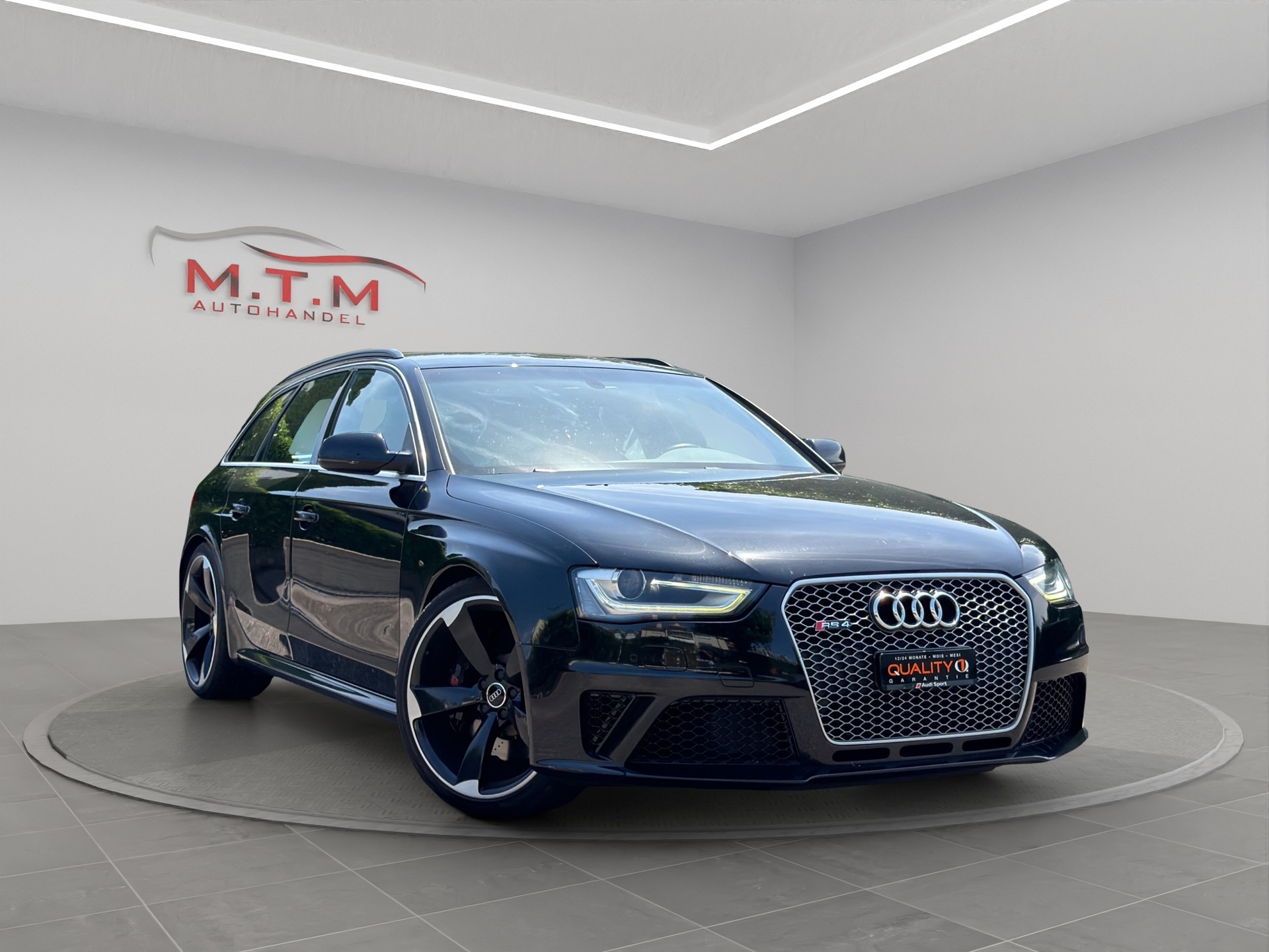 AUDI RS4 Avant 4.2 FSI V8 quattro S-tronic-image-0