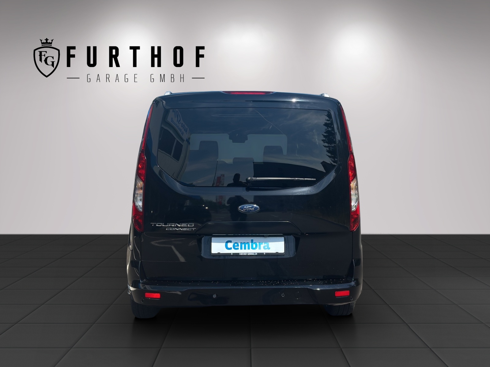 FORD Grand Tourneo Connect 1.5 EcoBlue Titanium Automat-image-5