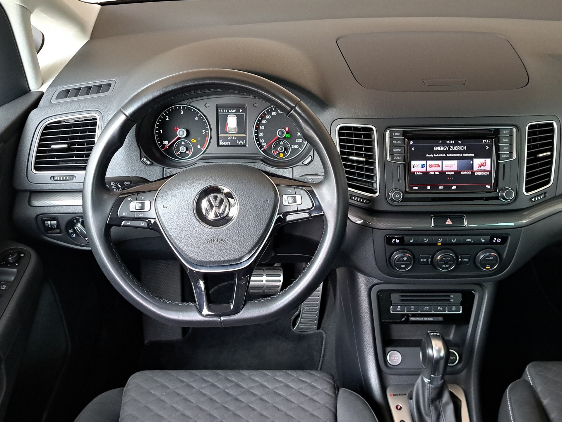 VW Sharan 2.0 TDI BMT Comfortline 4Motion DSG *7-Plätzer*-image-9