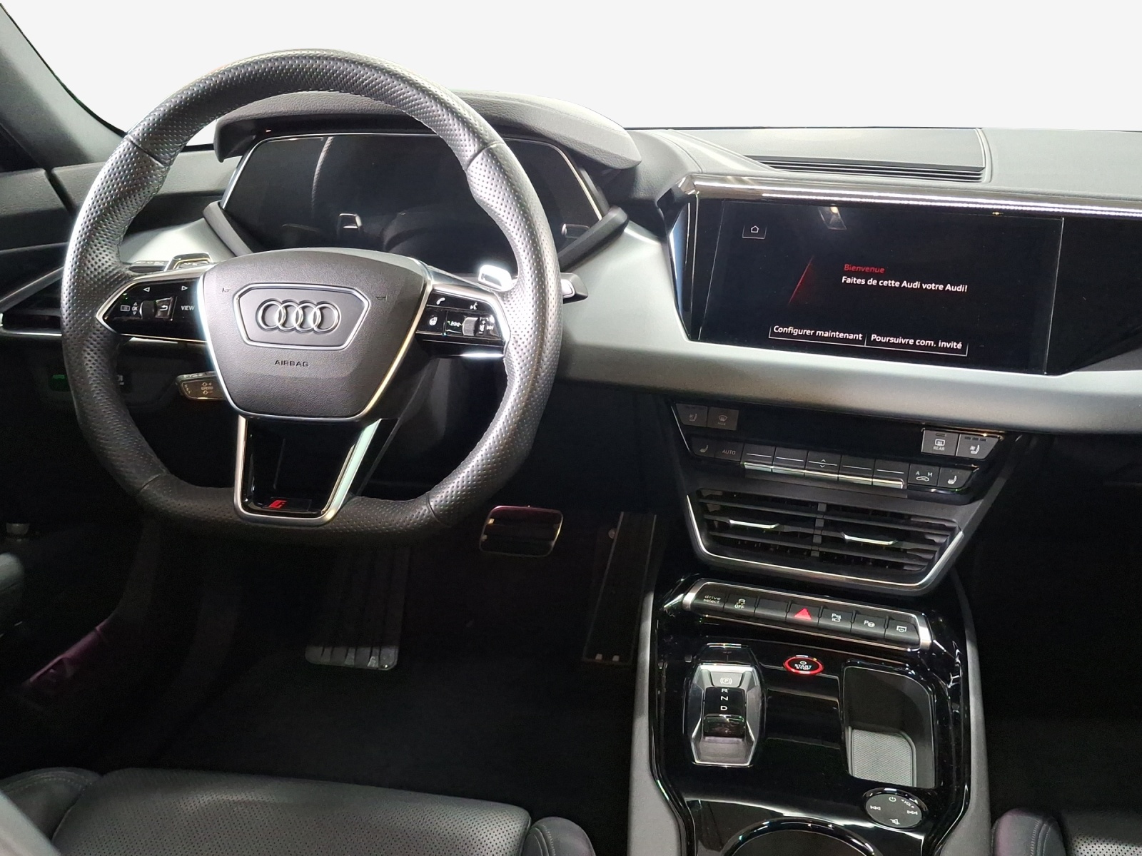 AUDI RS e-tron GT quattro-image-9