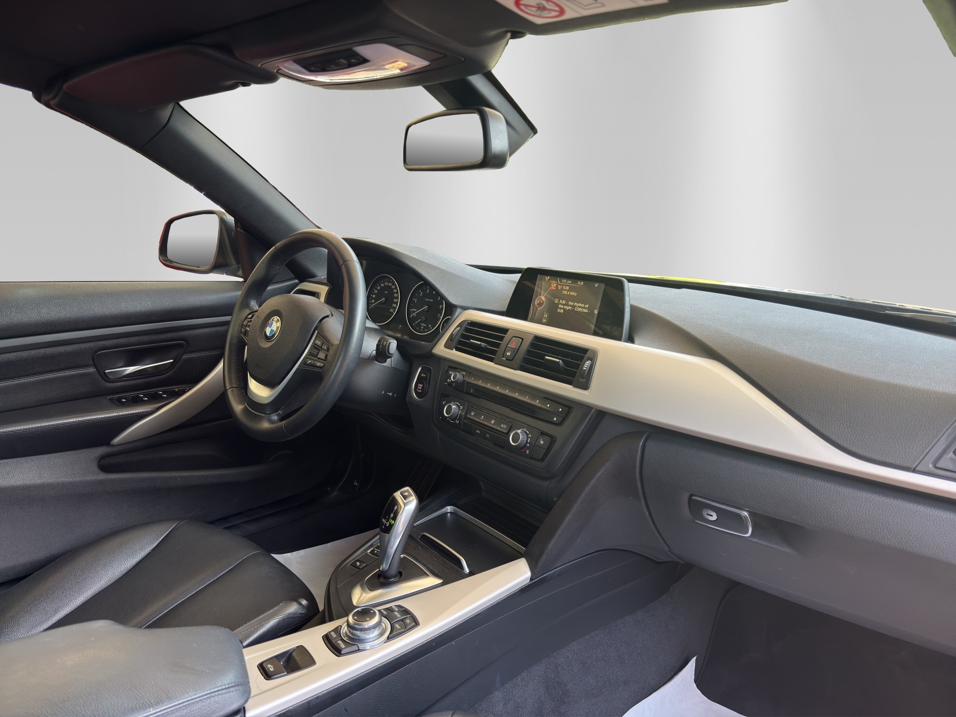 BMW 428i Cabriolet xDrive Steptronic-image-12