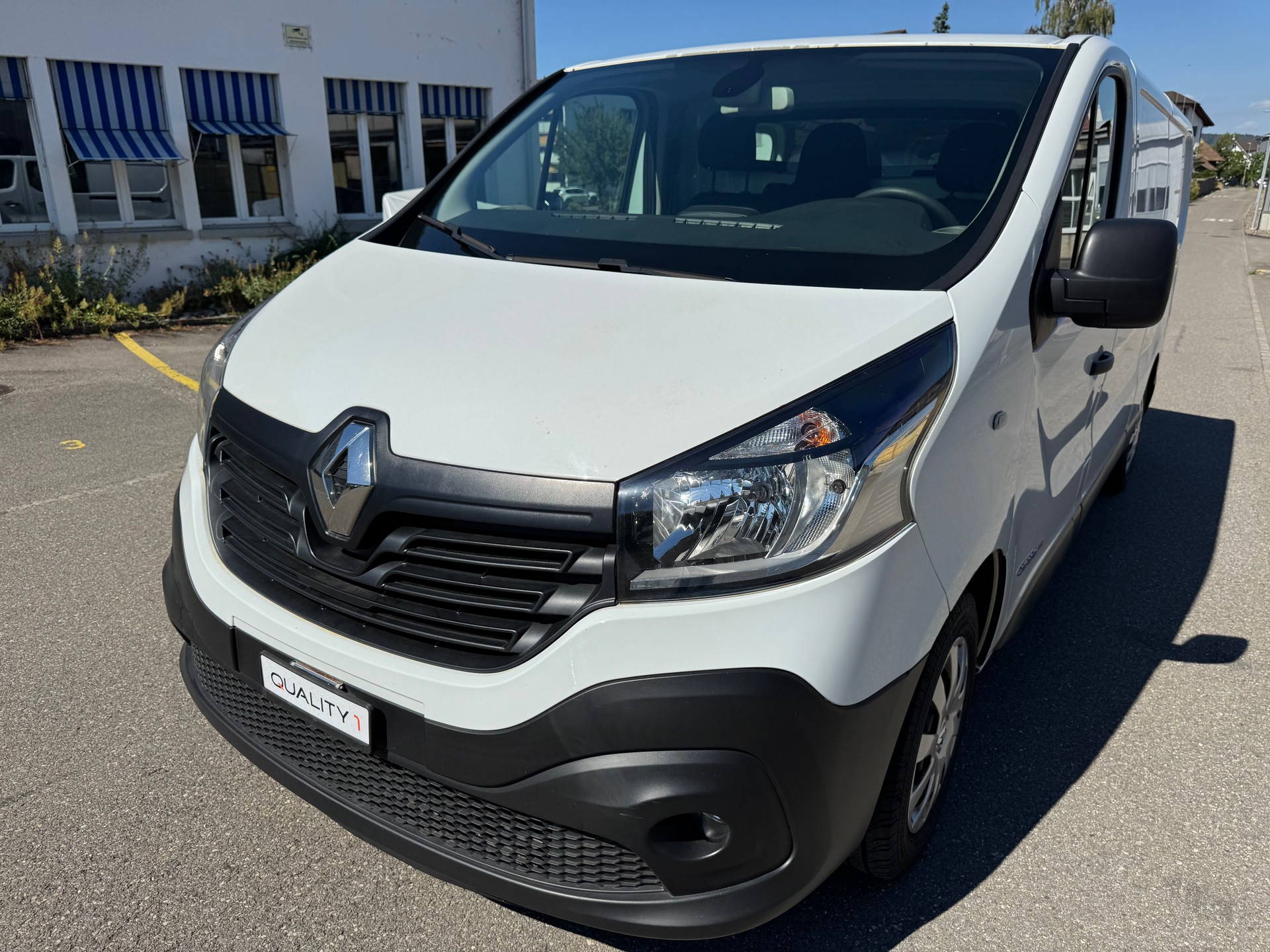 RENAULT Trafic 1.6 ENERGY TwinT. dCi120 2.9t Business L2H1-image-0