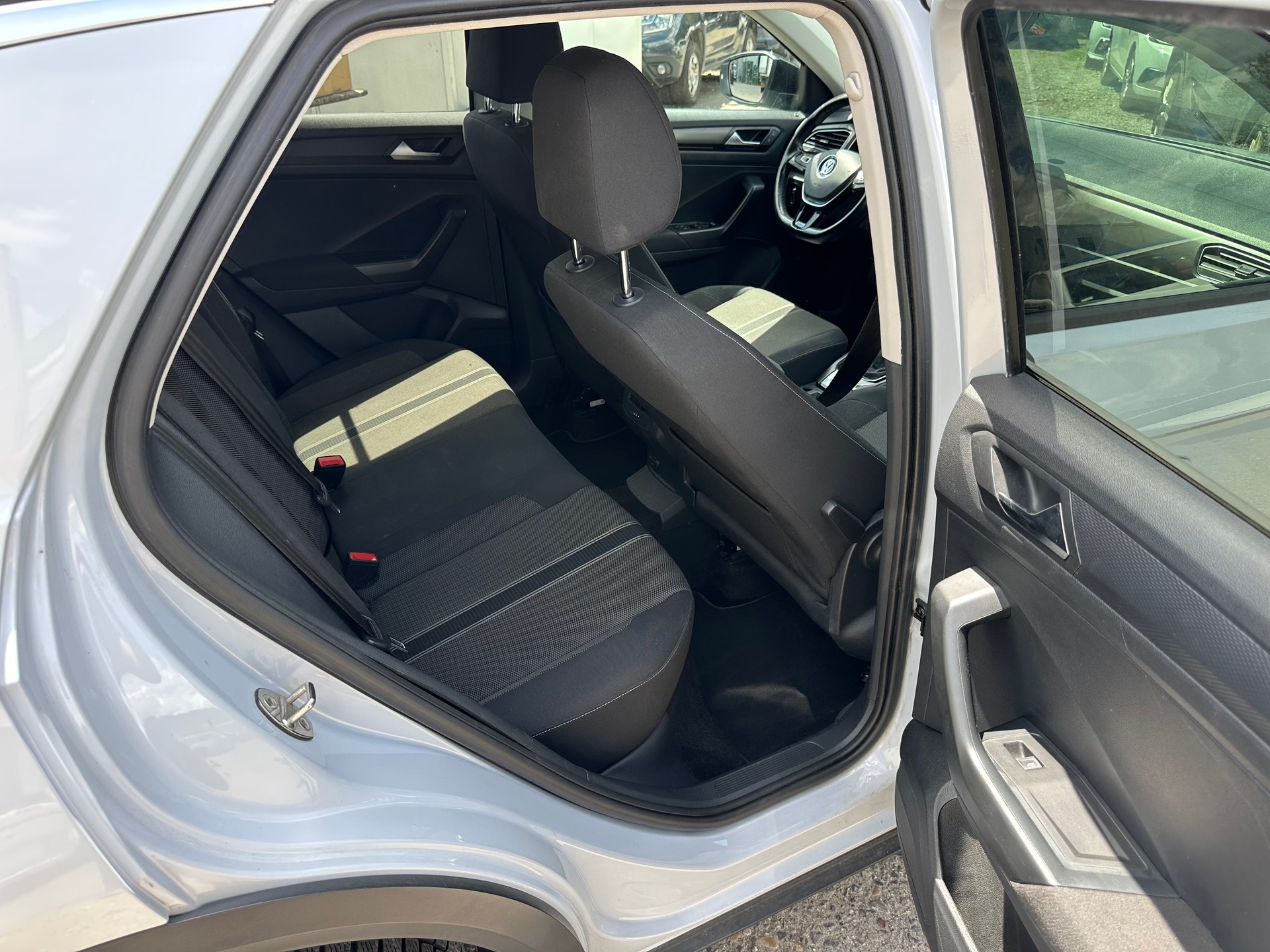 VW T-Roc 2.0 TSI Advance DSG 4Motion-image-7
