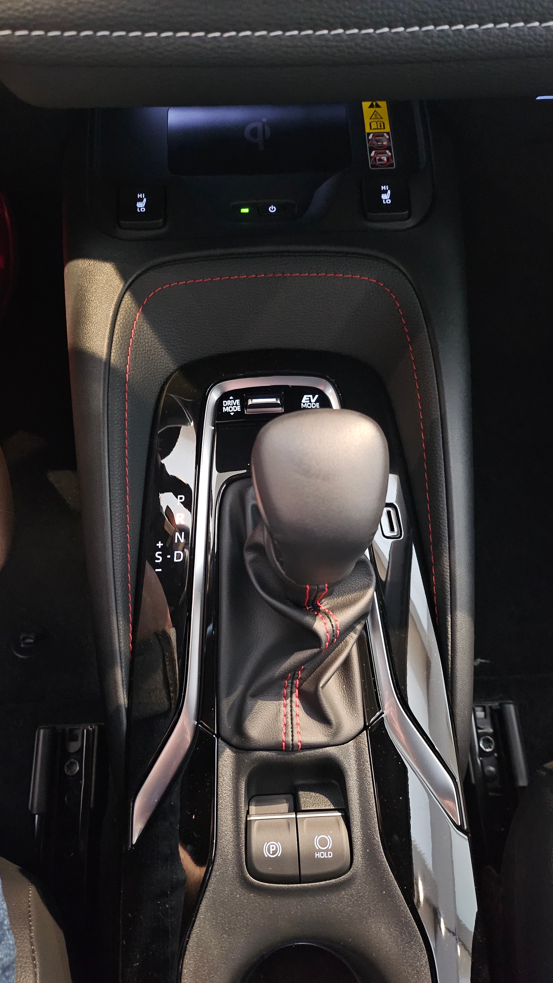 TOYOTA Corolla Touring Sports 2.0 HSD GR Sport e-CVTđ„-image-26