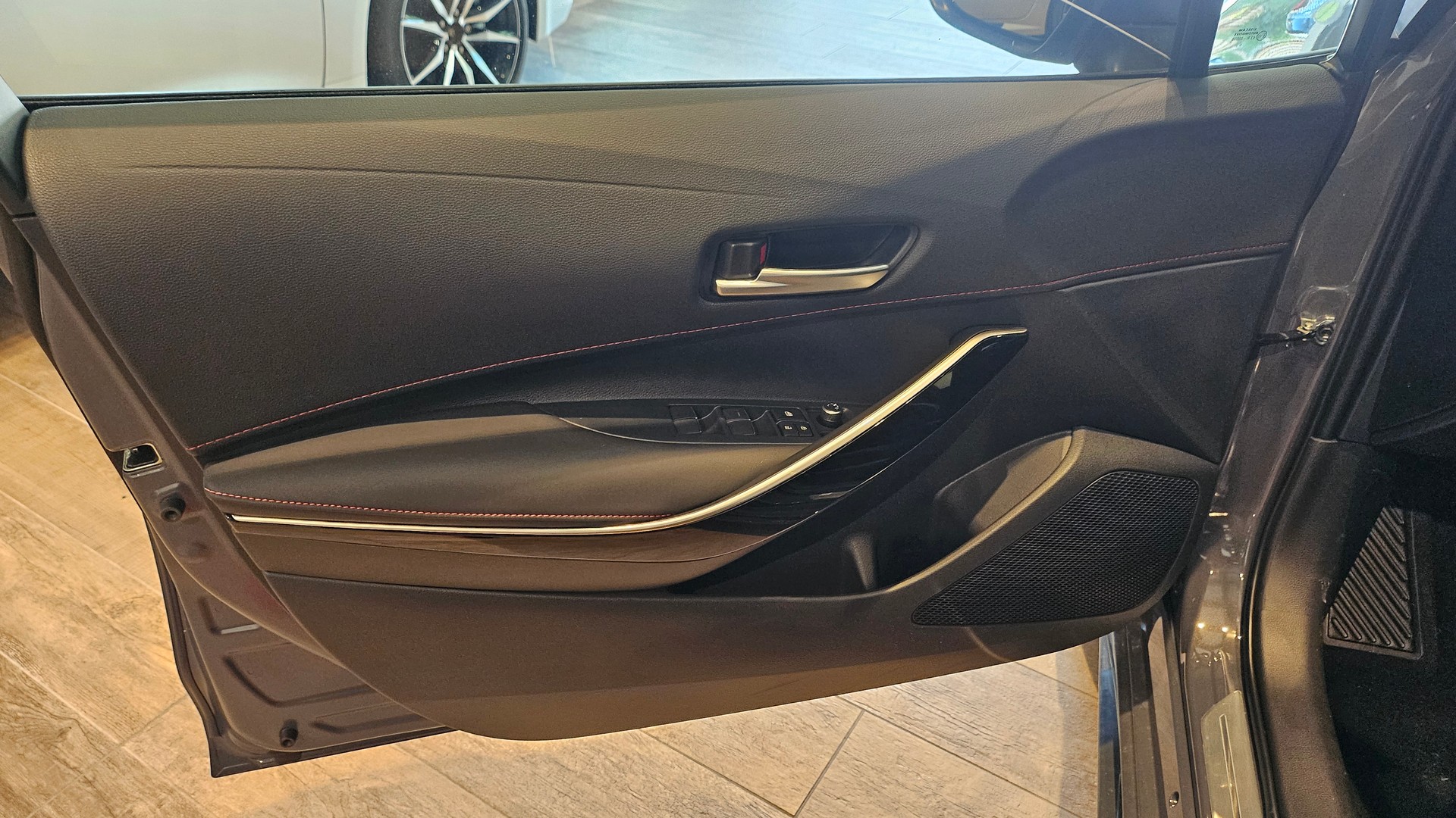 TOYOTA Corolla Touring Sports 2.0 HSD GR Sport e-CVTđ„-image-23