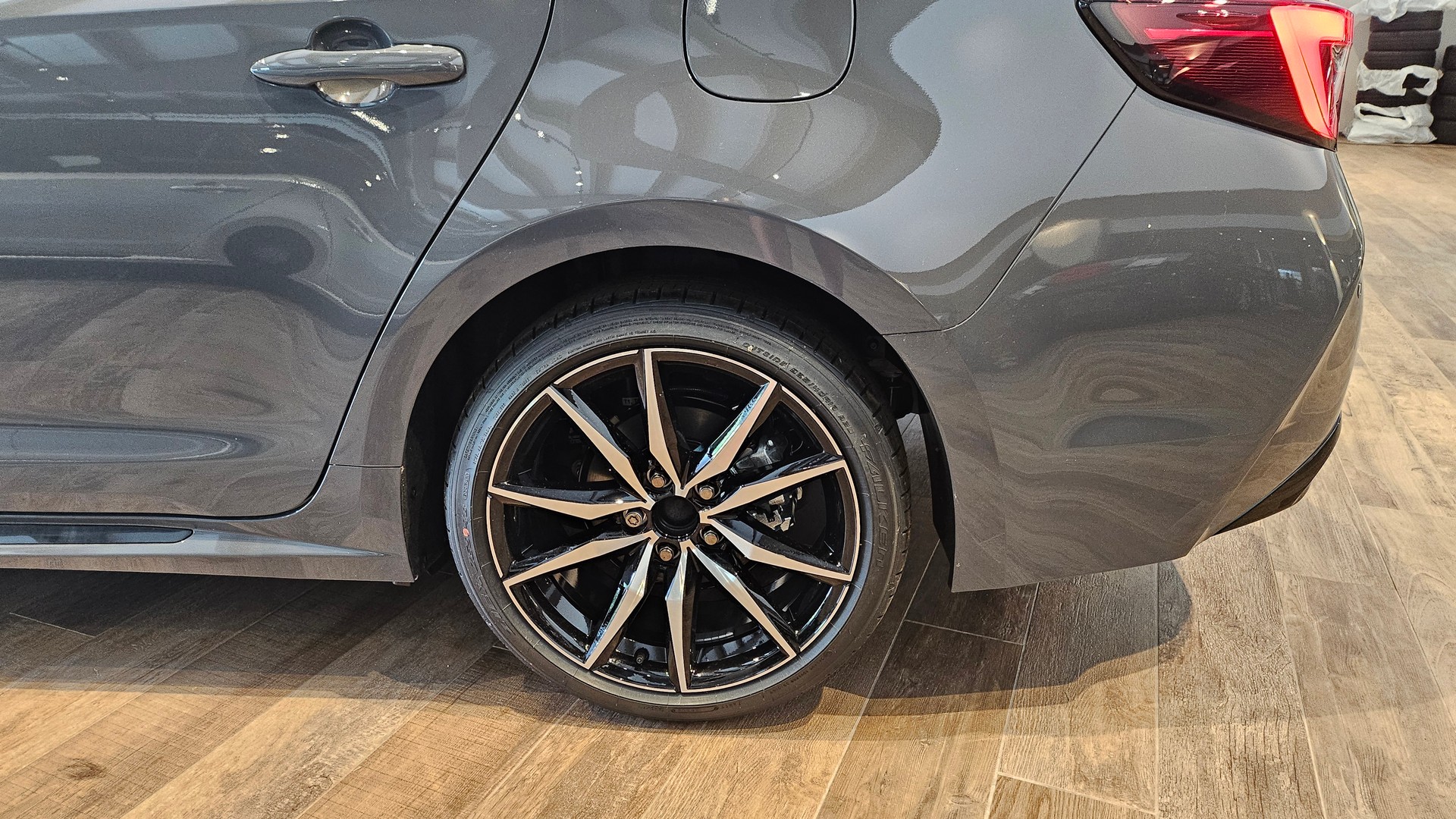 TOYOTA Corolla Touring Sports 2.0 HSD GR Sport e-CVTđ„-image-16
